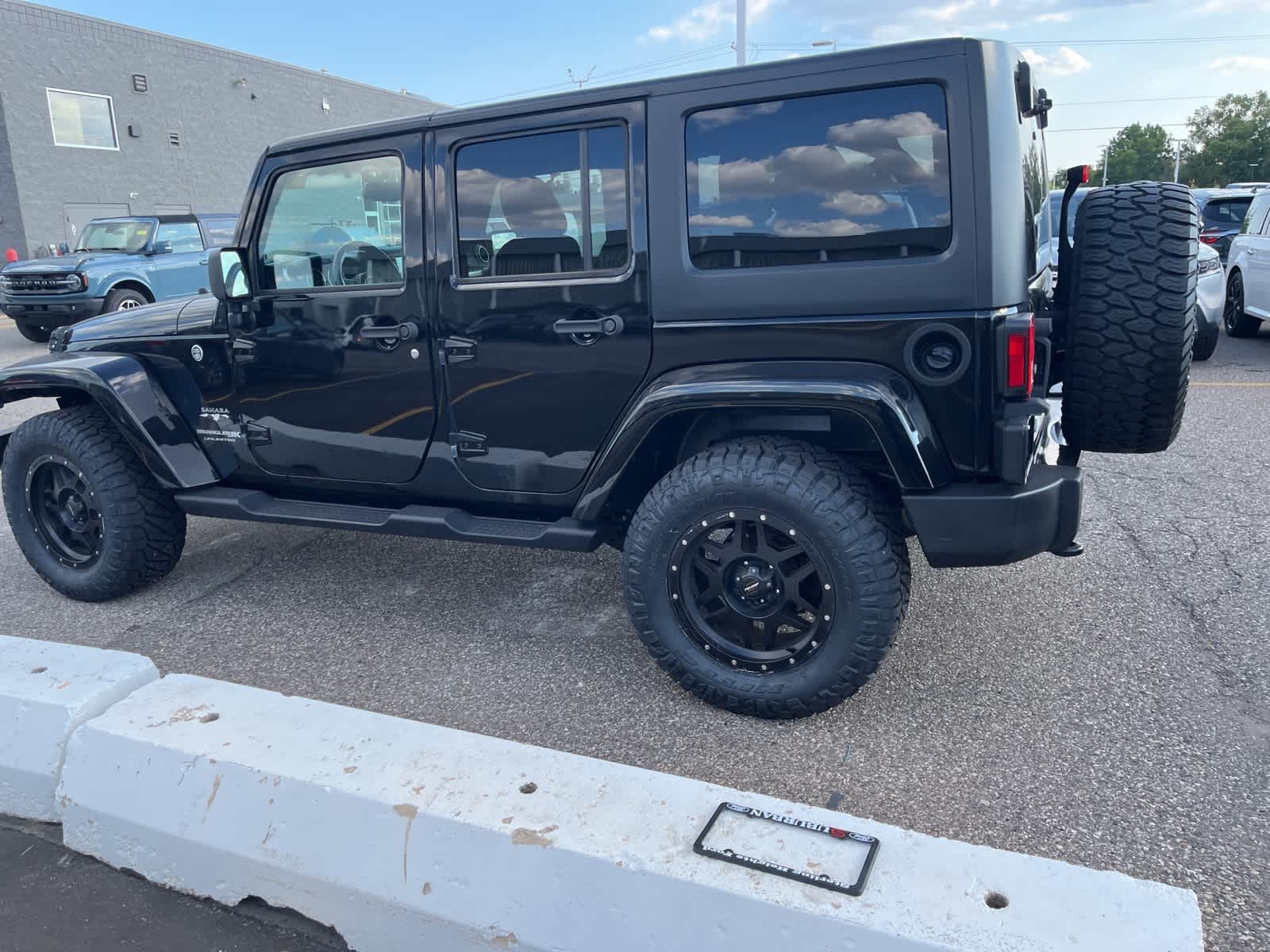 Thumbnail: 2019 Jeep Wrangler - 6