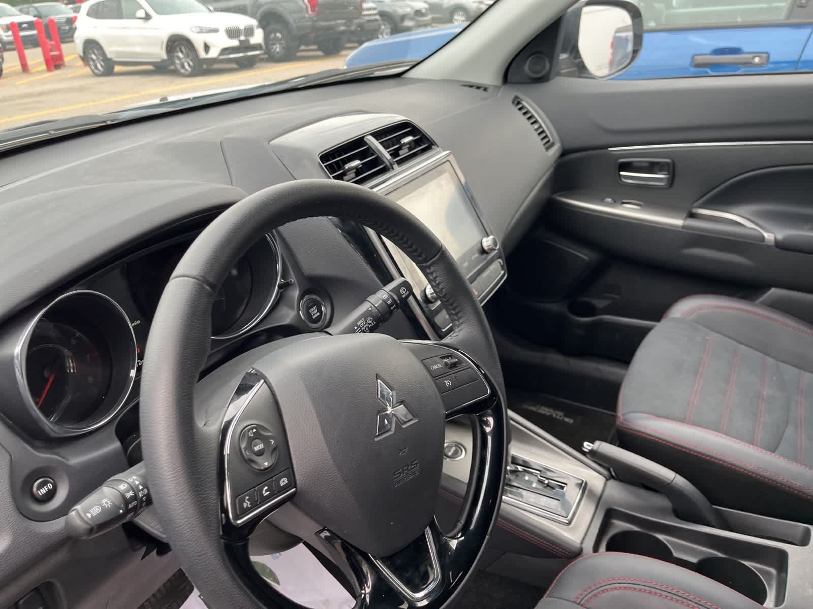 Thumbnail: 2024 Mitsubishi Outlander Sport - 25