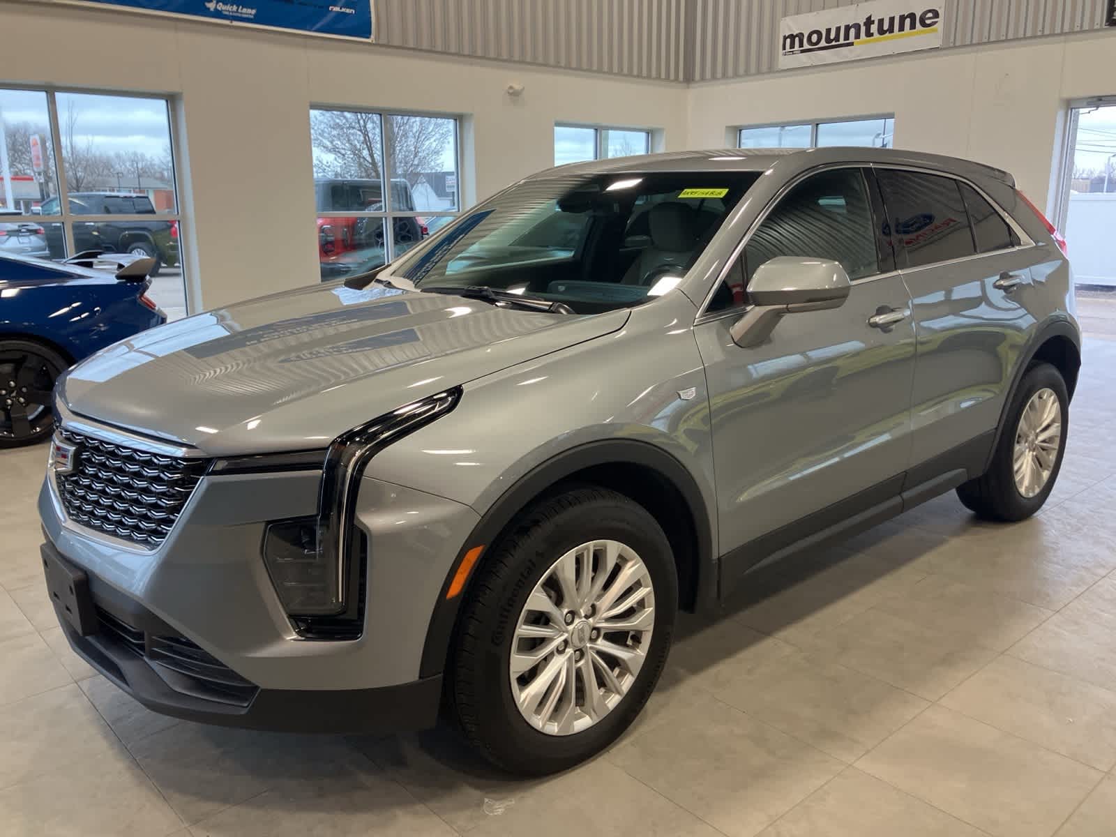 Thumbnail: 2024 Cadillac XT4 - 1