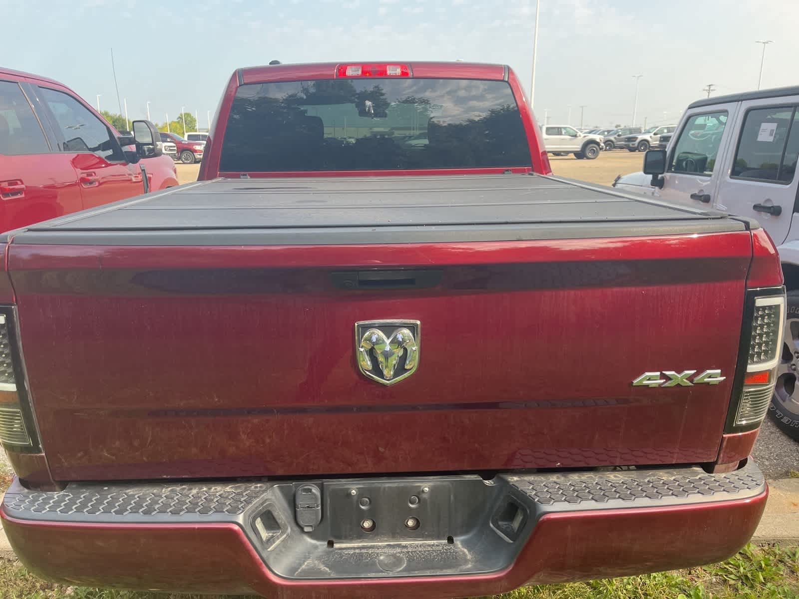 Thumbnail: 2019 RAM 1500 Classic - 11