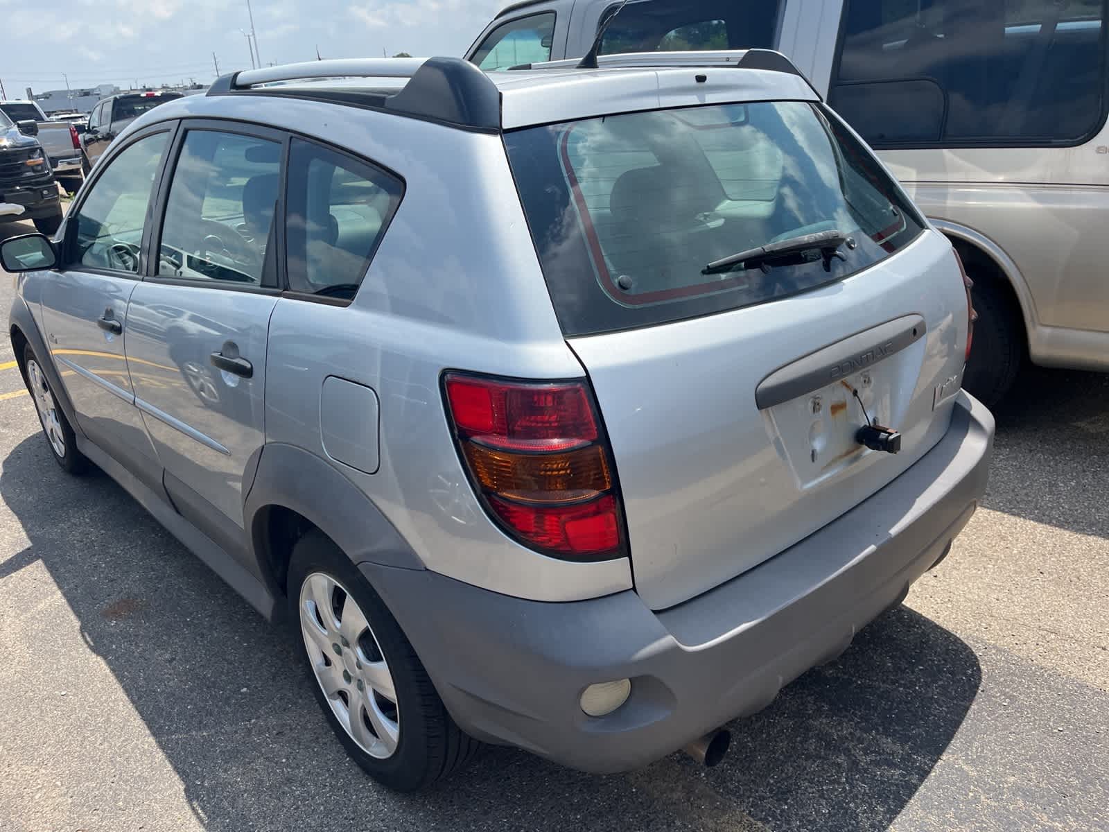 Thumbnail: 2007 Pontiac Vibe - 8