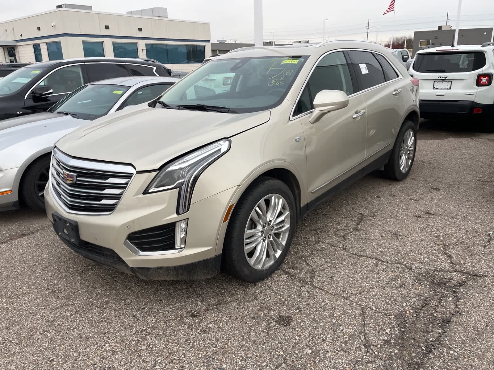 Thumbnail: 2017 Cadillac XT5 - 5
