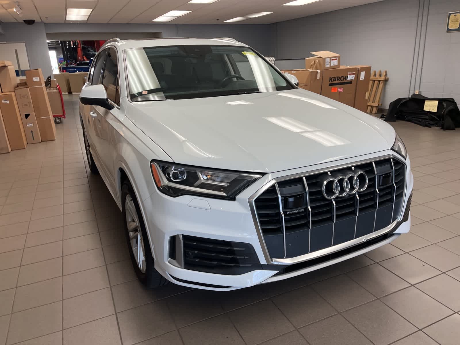 Thumbnail: 2021 Audi Q7 - 17