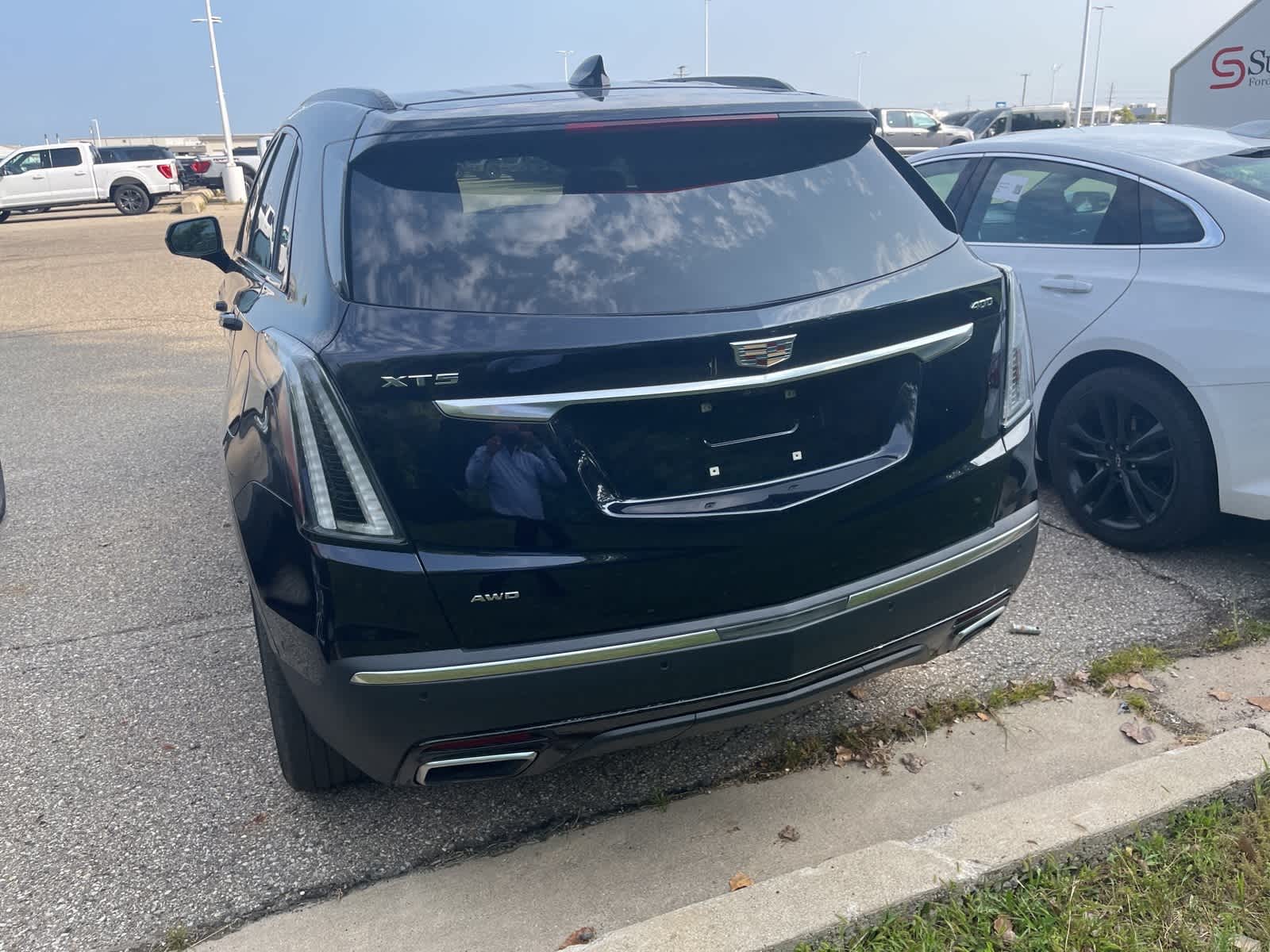 Thumbnail: 2021 Cadillac XT5 - 10