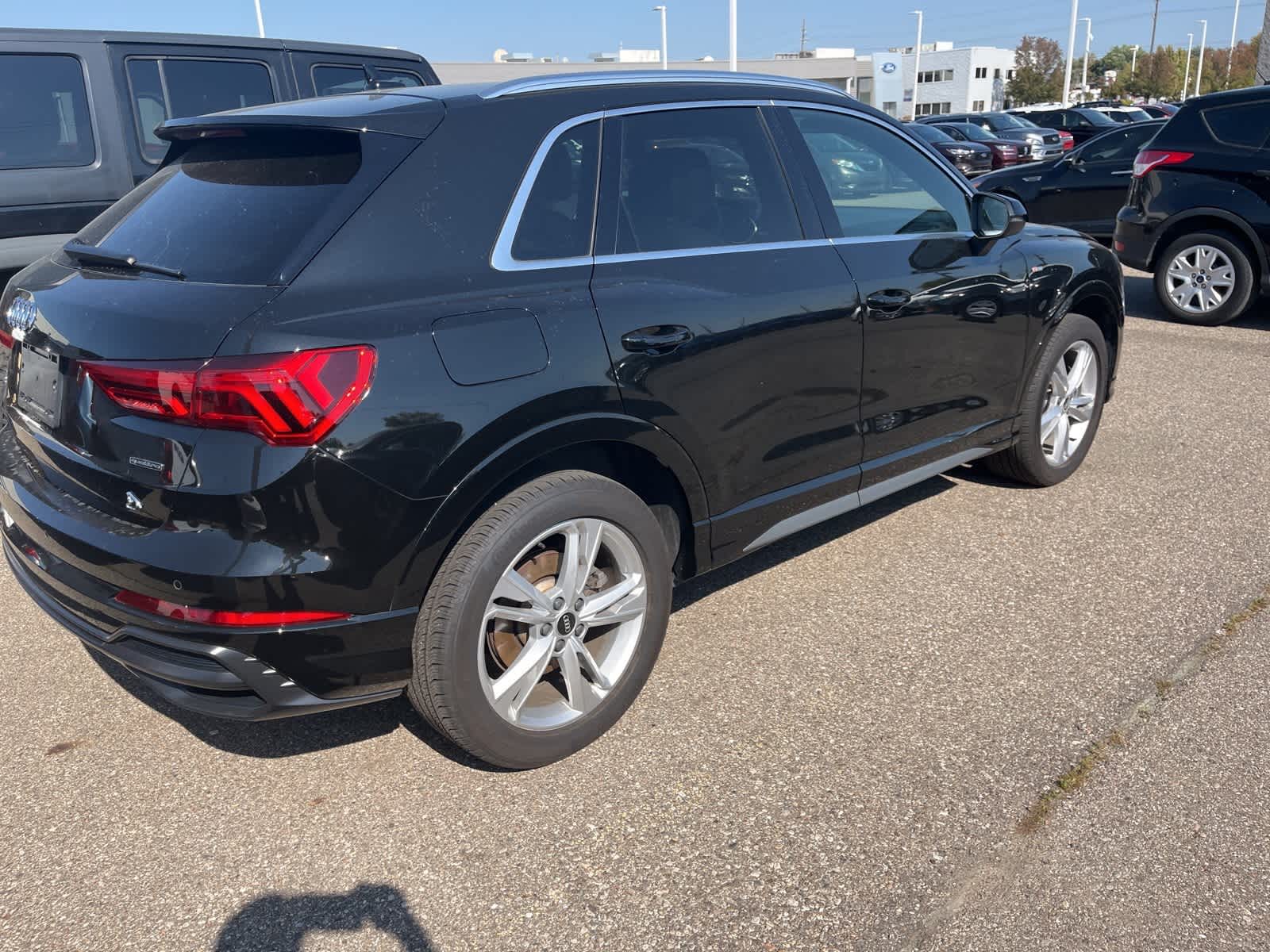 Thumbnail: 2022 Audi Q3 - 14