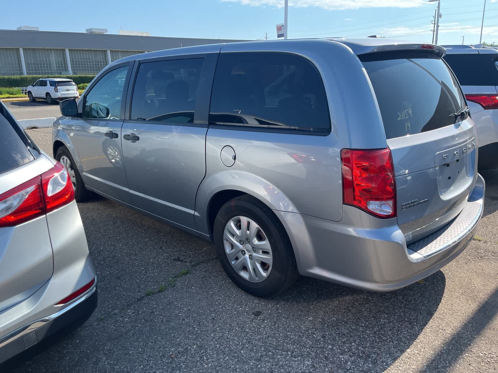 Thumbnail: 2019 Dodge Grand Caravan - 9
