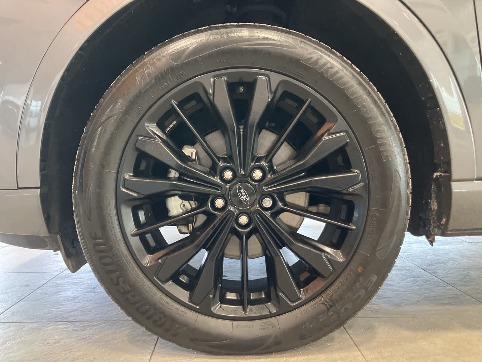 Thumbnail: 2023 Ford Escape - 9