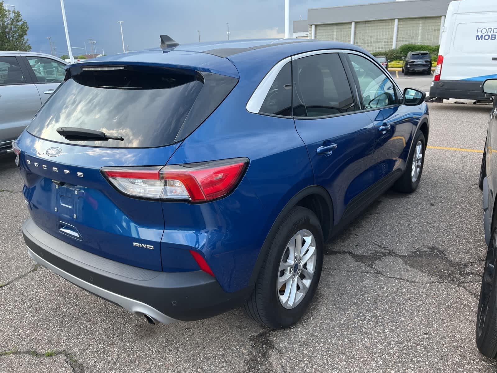 Thumbnail: 2022 Ford Escape - 16