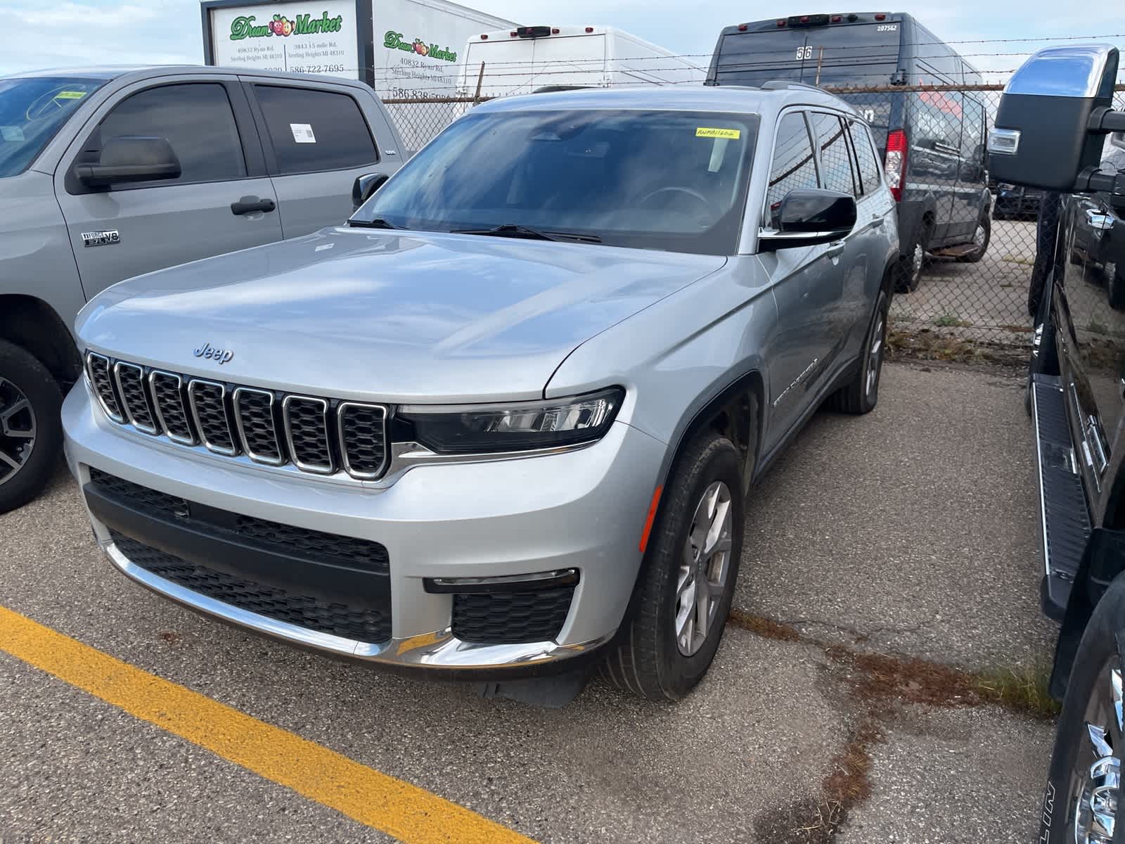 Thumbnail: 2021 Jeep Grand Cherokee L - 2