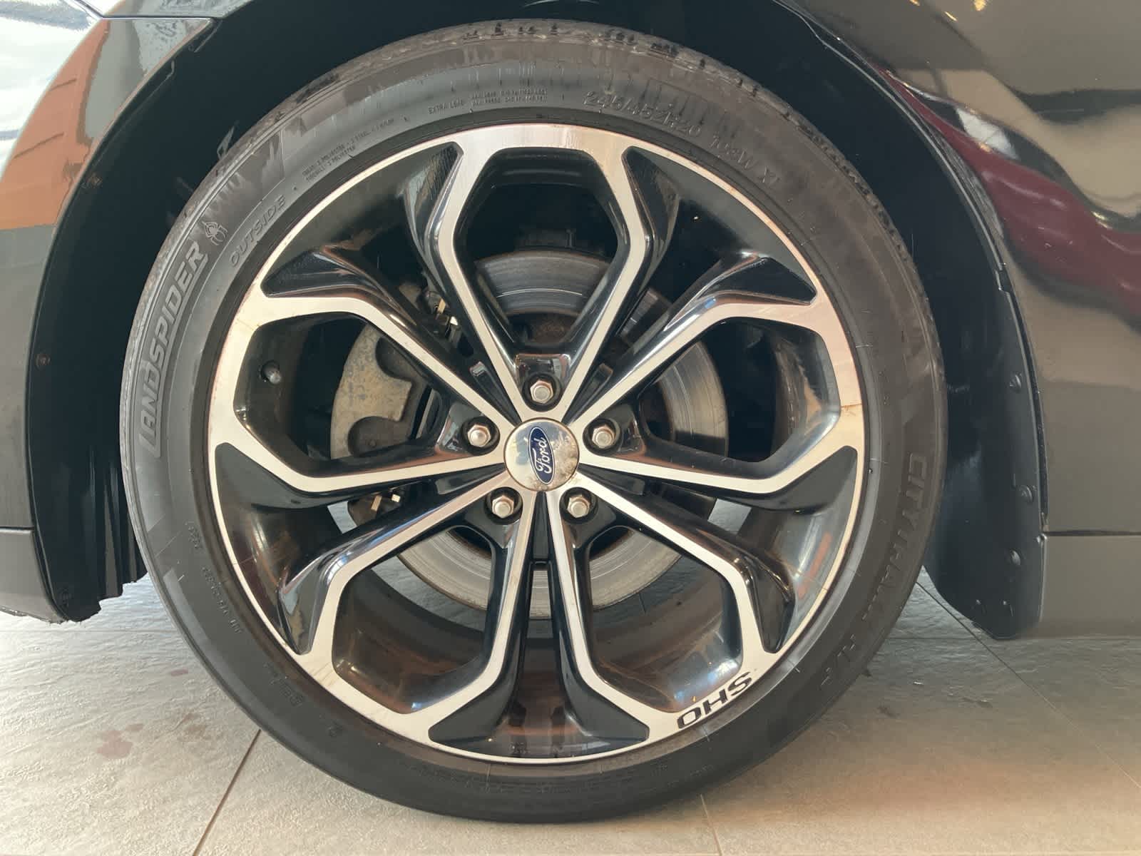2016 Ford Taurus SHO 8