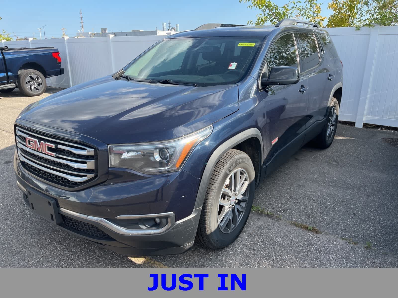 2017 GMC Acadia SLE -
                  Sterling Heights, MI