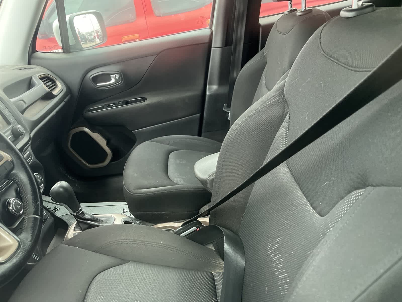 Thumbnail: 2015 Jeep Renegade - 22