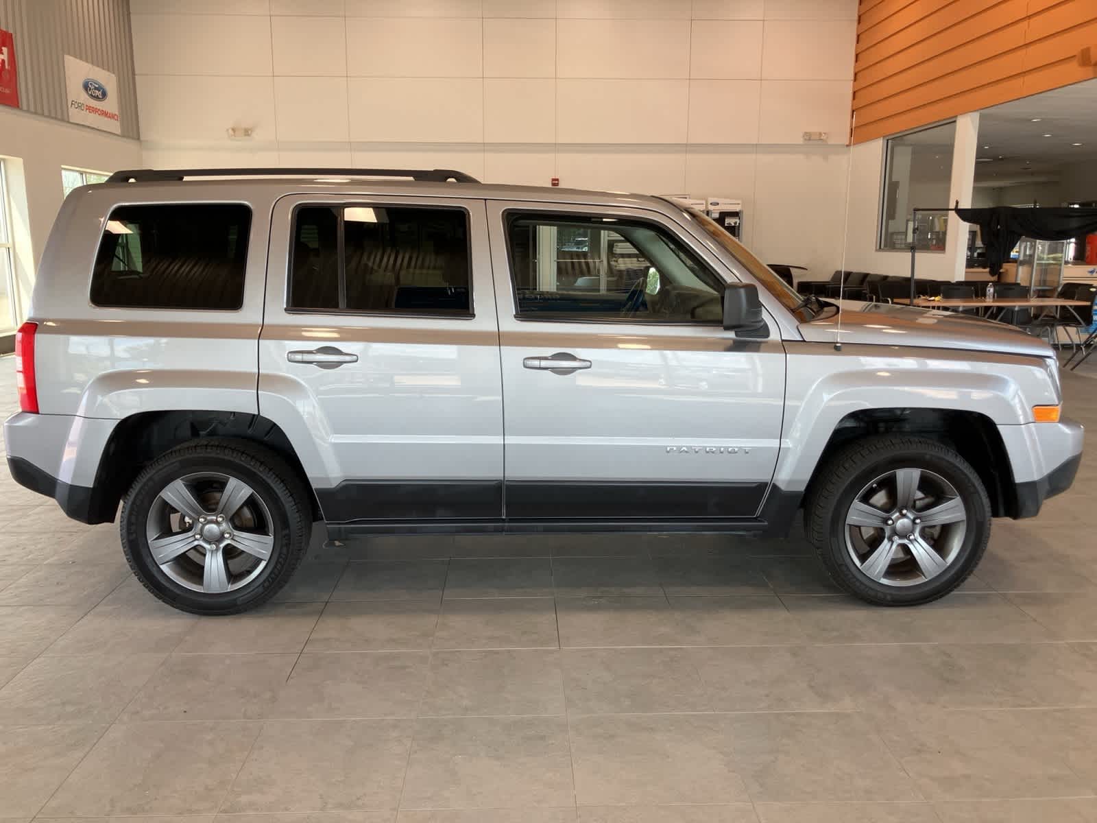 Thumbnail: 2015 Jeep Patriot - 4