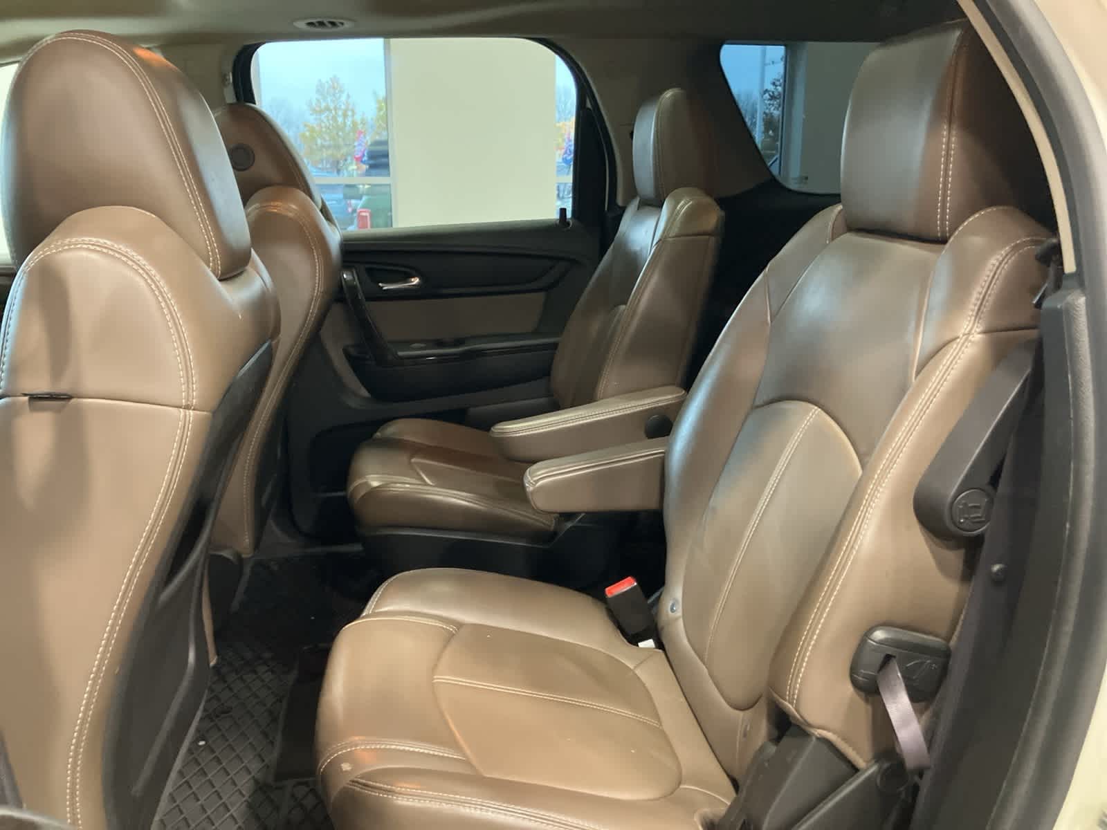 Thumbnail: 2013 GMC Acadia - 26