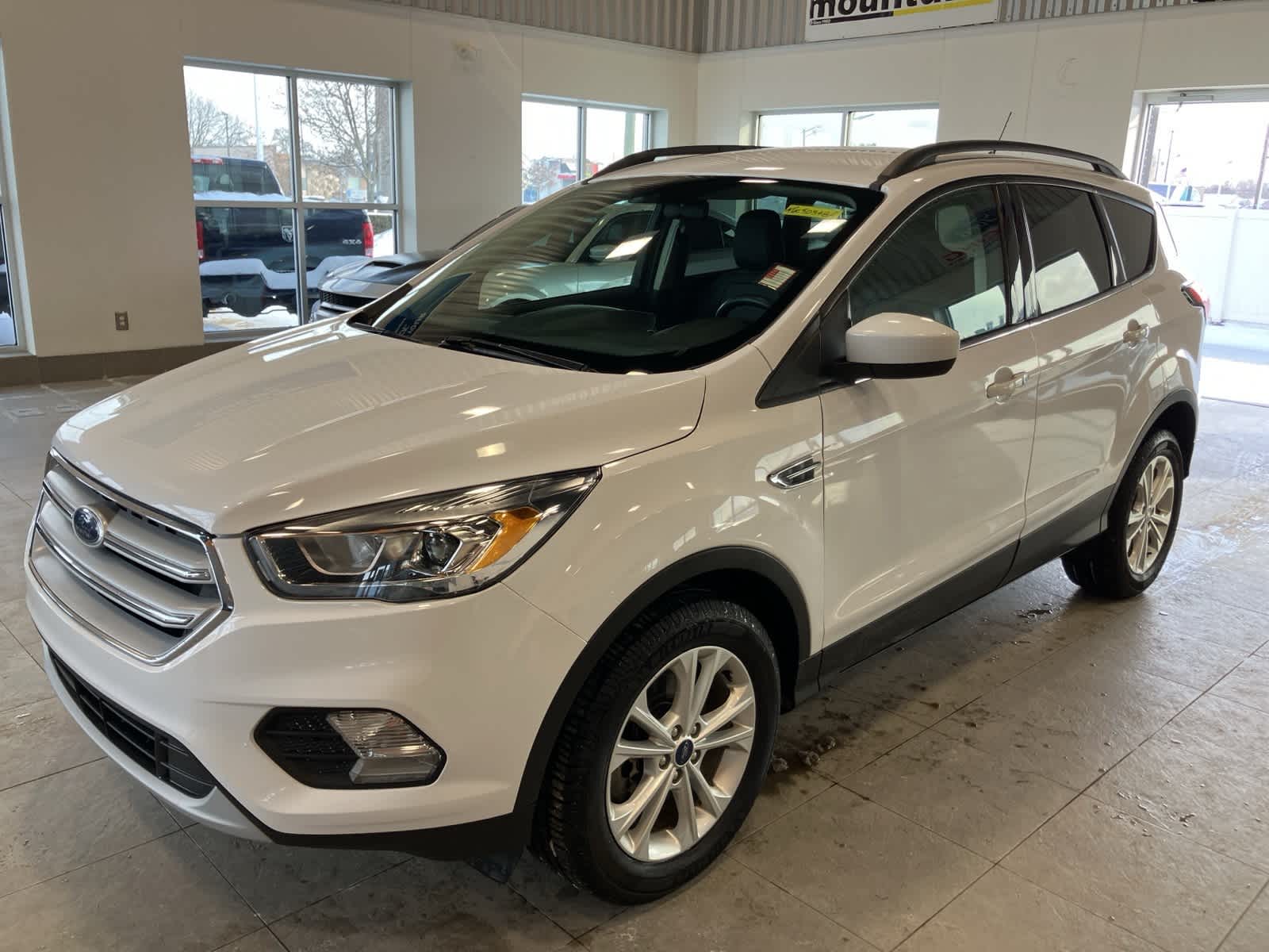 Thumbnail: 2019 Ford Escape - 1