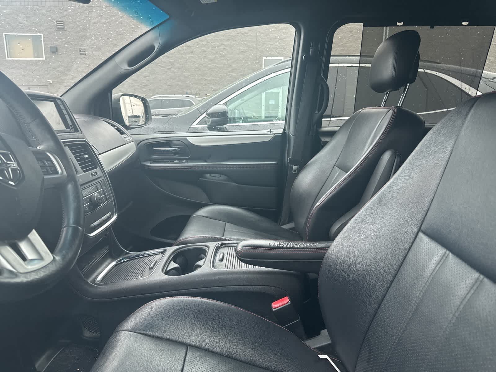 Thumbnail: 2015 Dodge Grand Caravan - 27