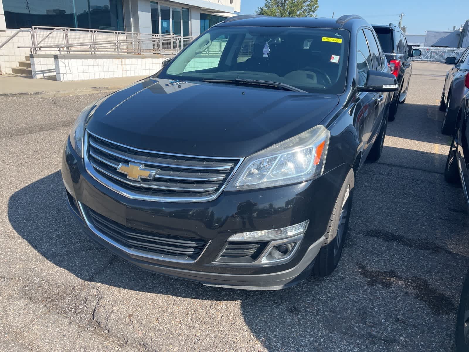Thumbnail: 2017 Chevrolet Traverse - 3