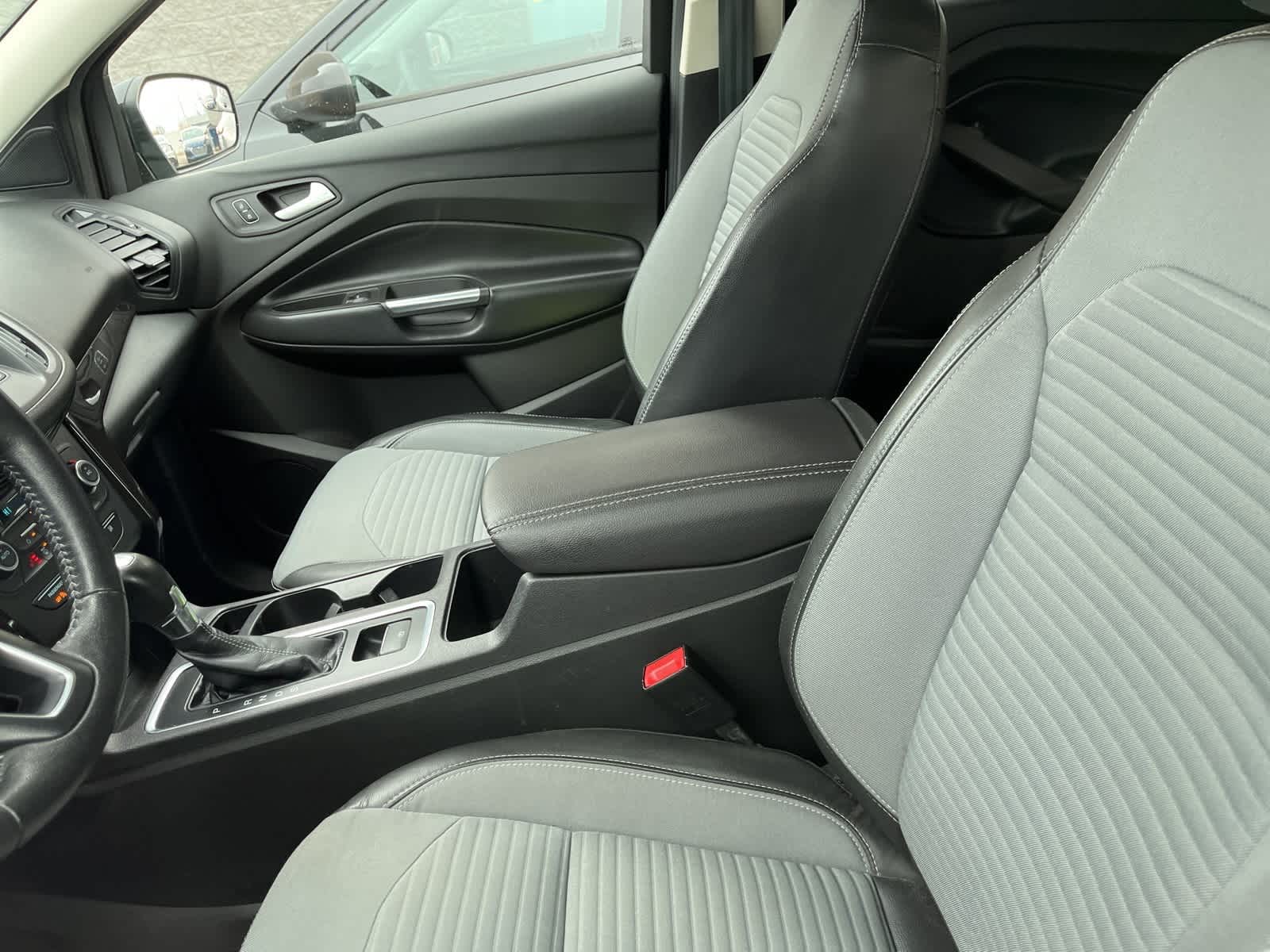 Thumbnail: 2018 Ford Escape - 25