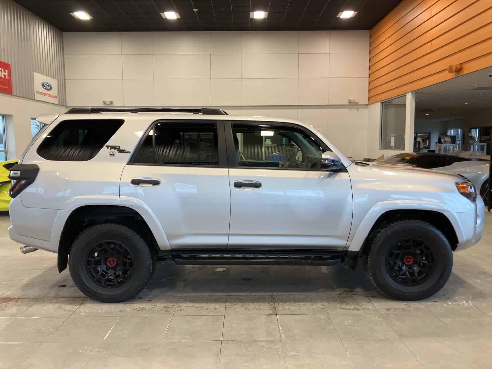 Thumbnail: 2022 Toyota 4Runner - 4