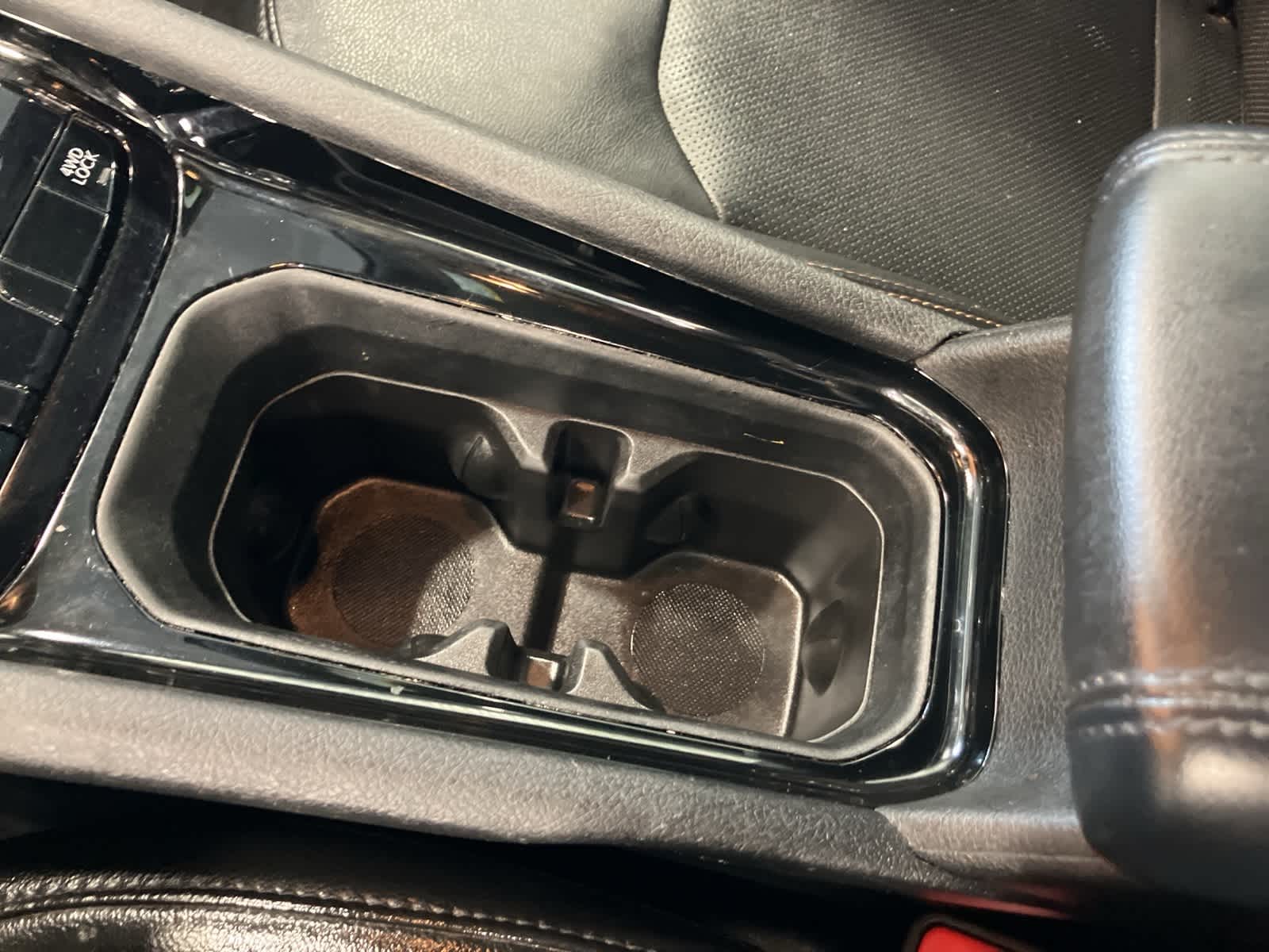 Thumbnail: 2023 Jeep Compass - 16