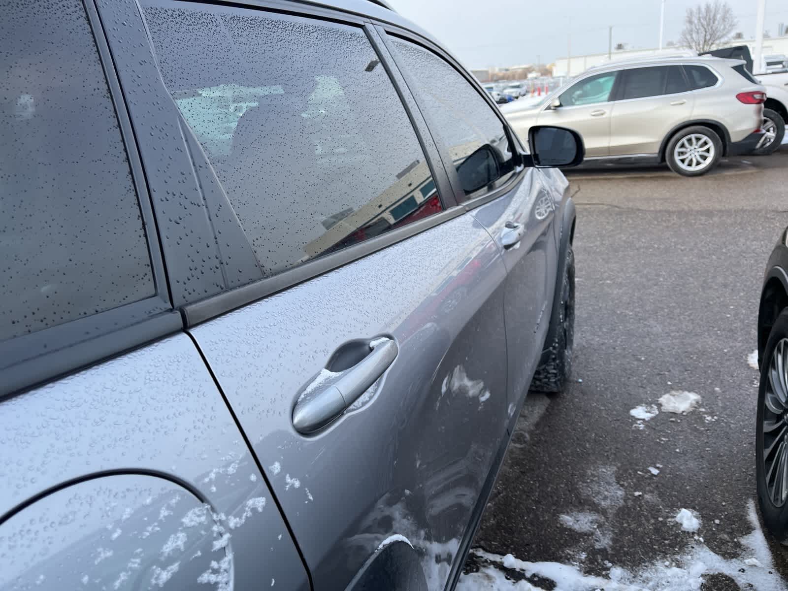 Thumbnail: 2020 Jeep Cherokee - 16