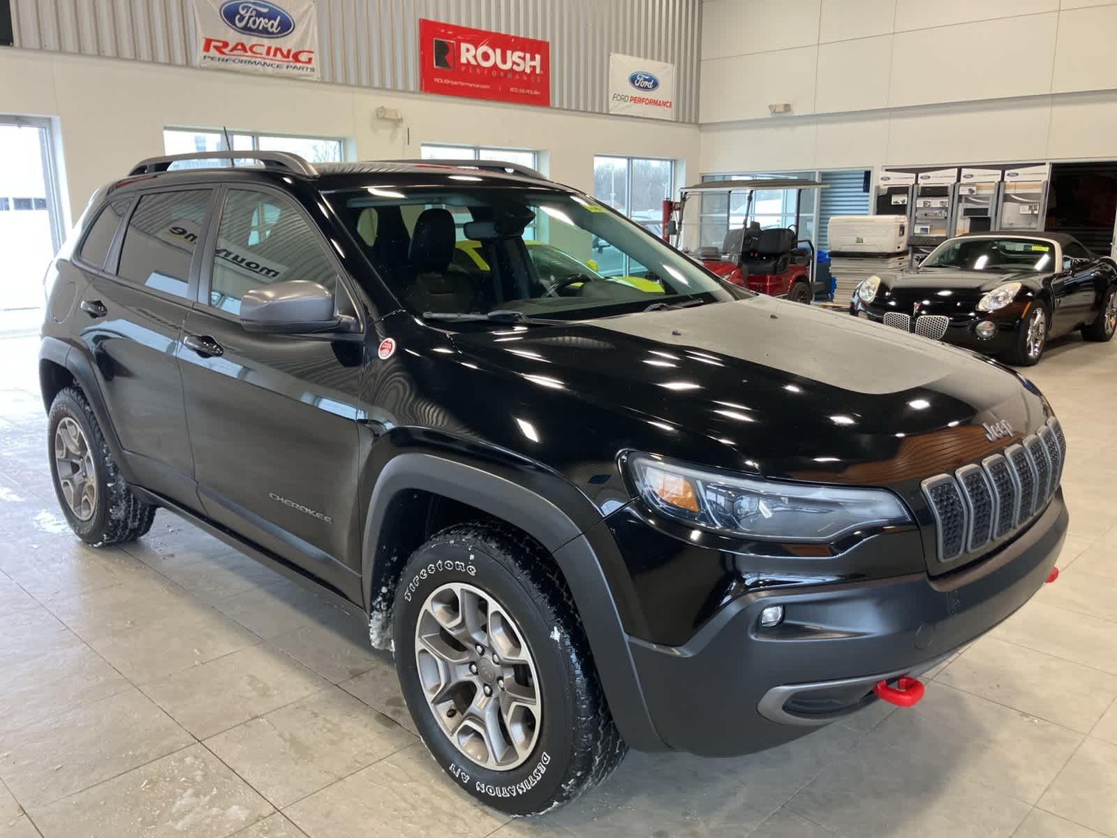 Thumbnail: 2020 Jeep Cherokee - 3