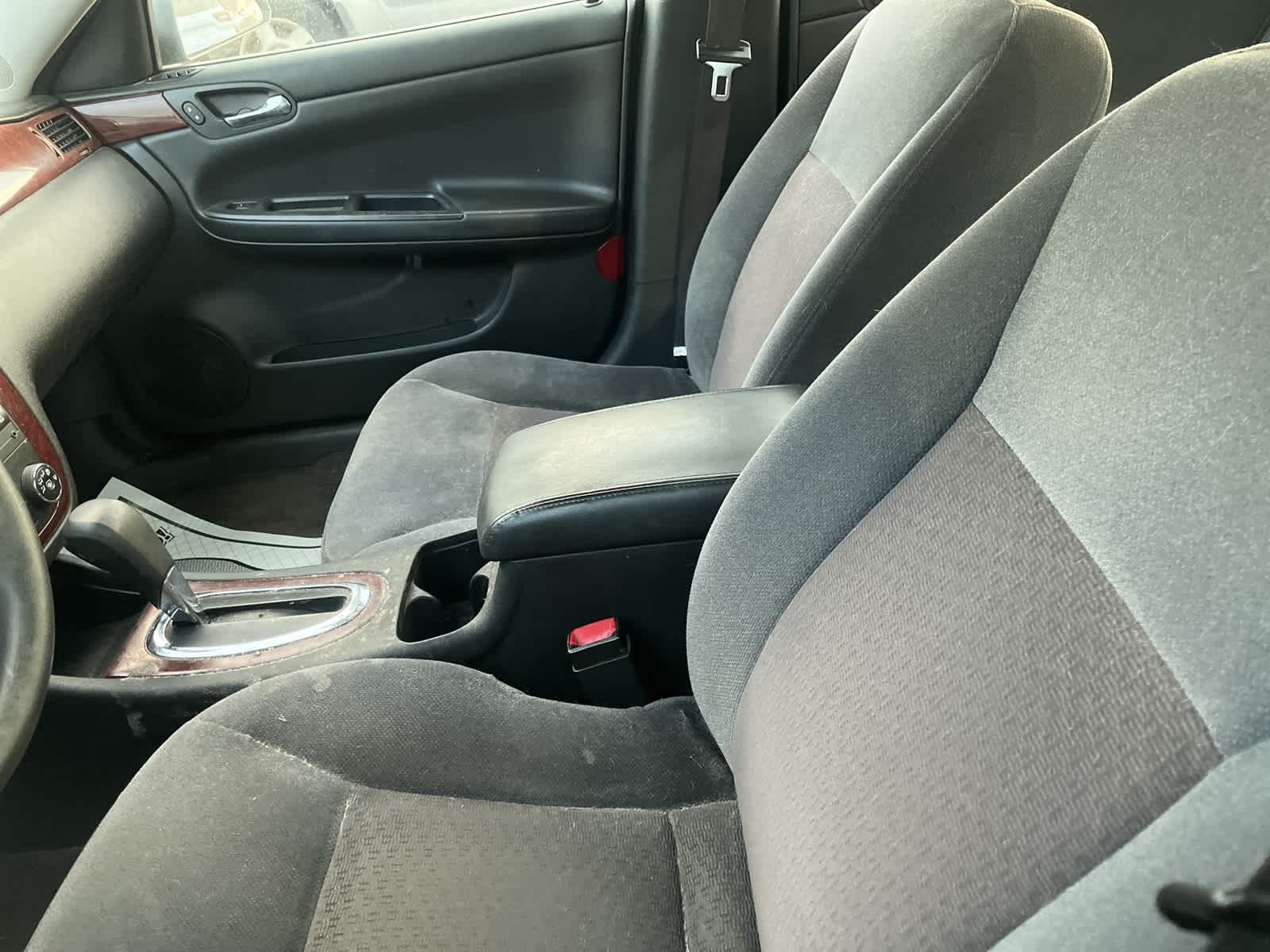 Thumbnail: 2008 Chevrolet Impala - 24