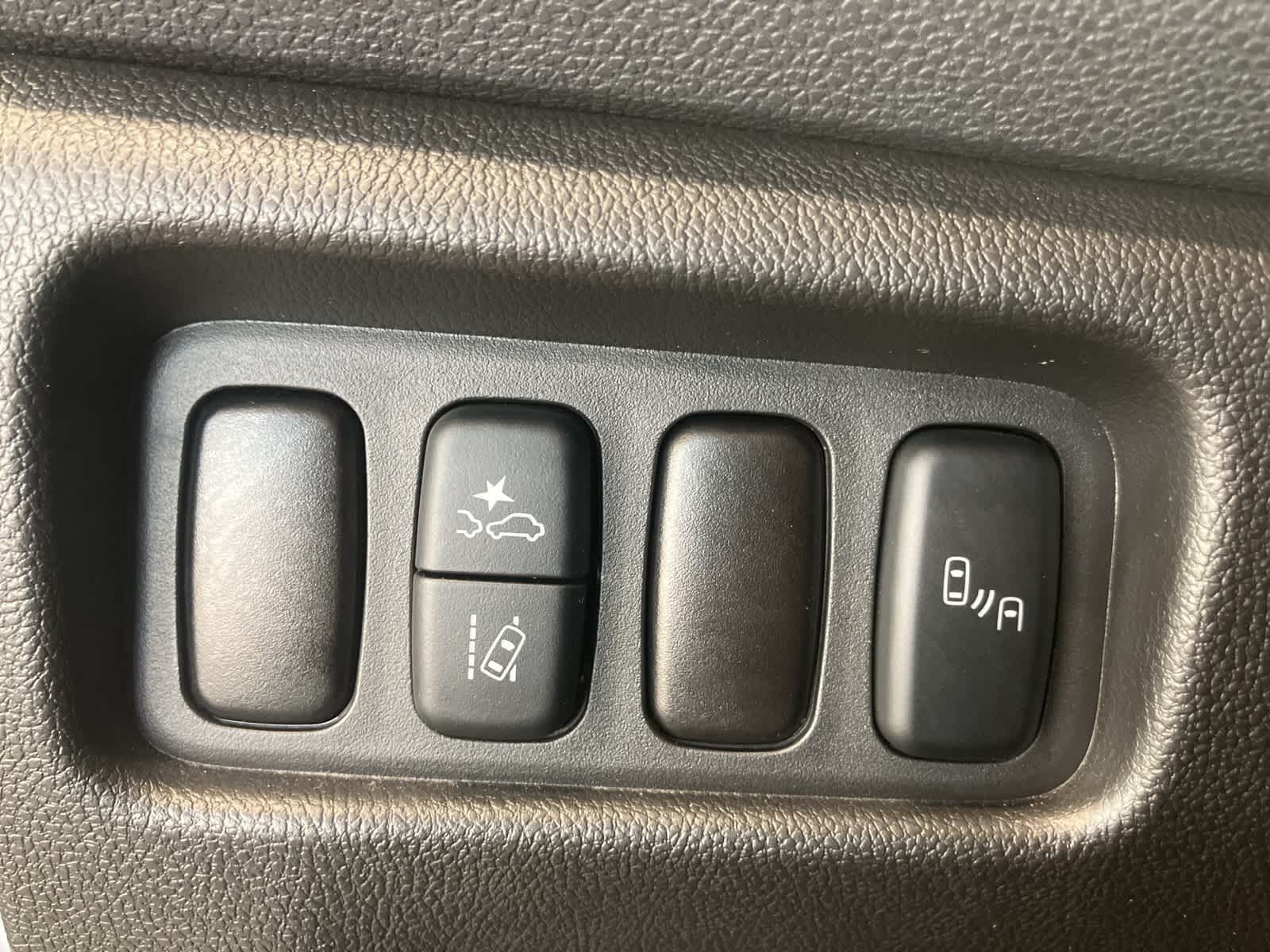 Thumbnail: 2025 Mitsubishi Outlander Sport - 13