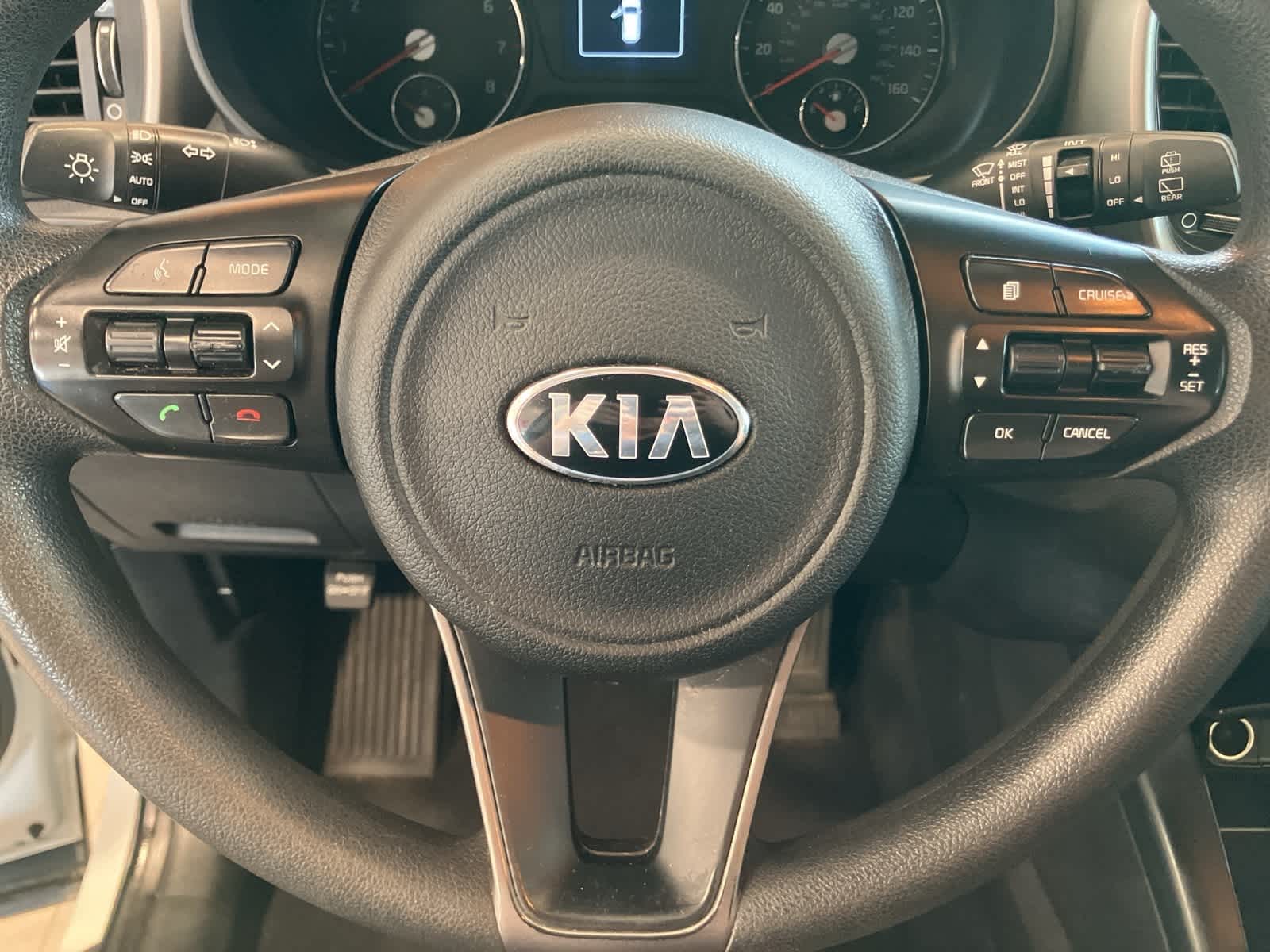 Thumbnail: 2016 Kia Sorento - 13