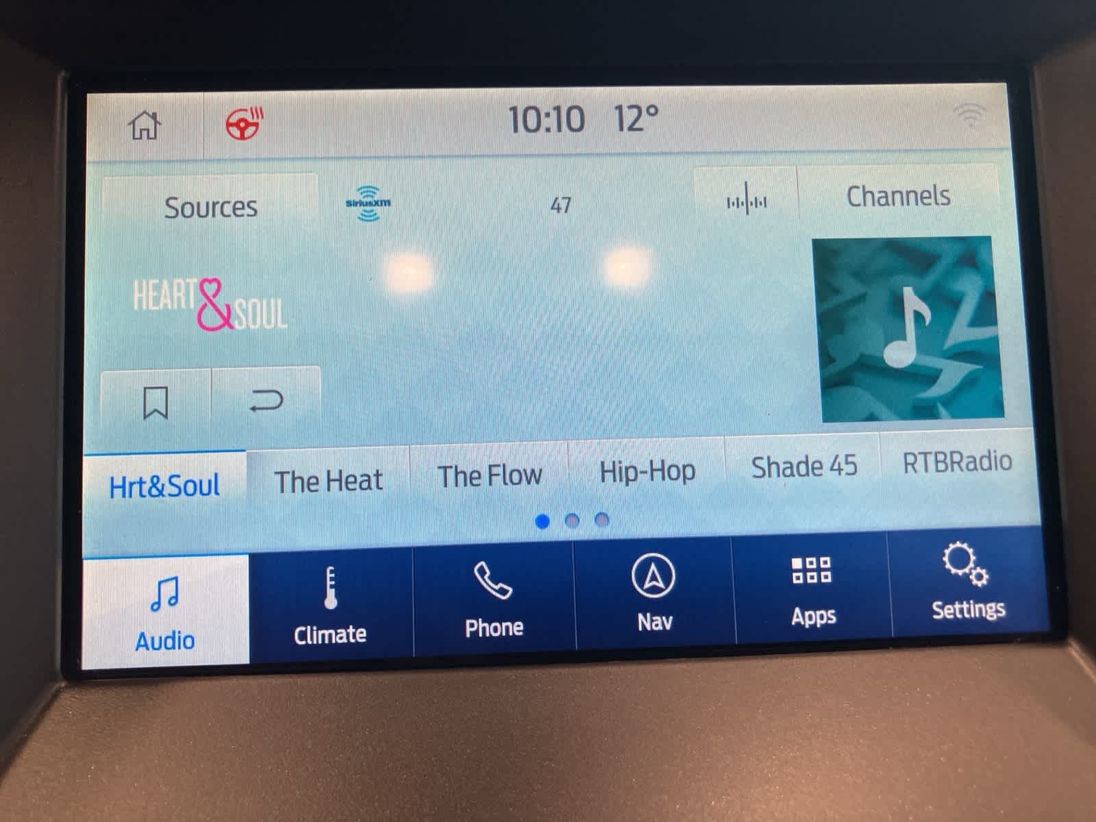 Thumbnail: 2019 Ford Edge - 21