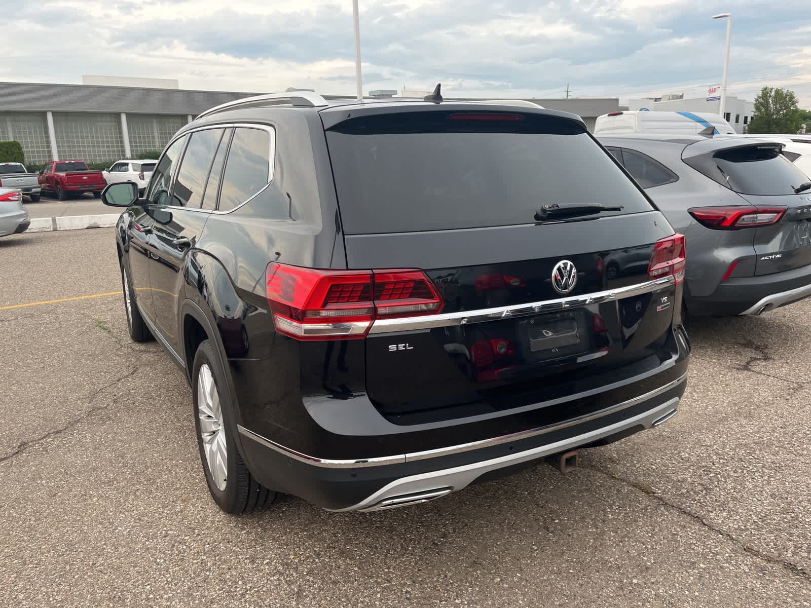 Thumbnail: 2018 Volkswagen Atlas - 8