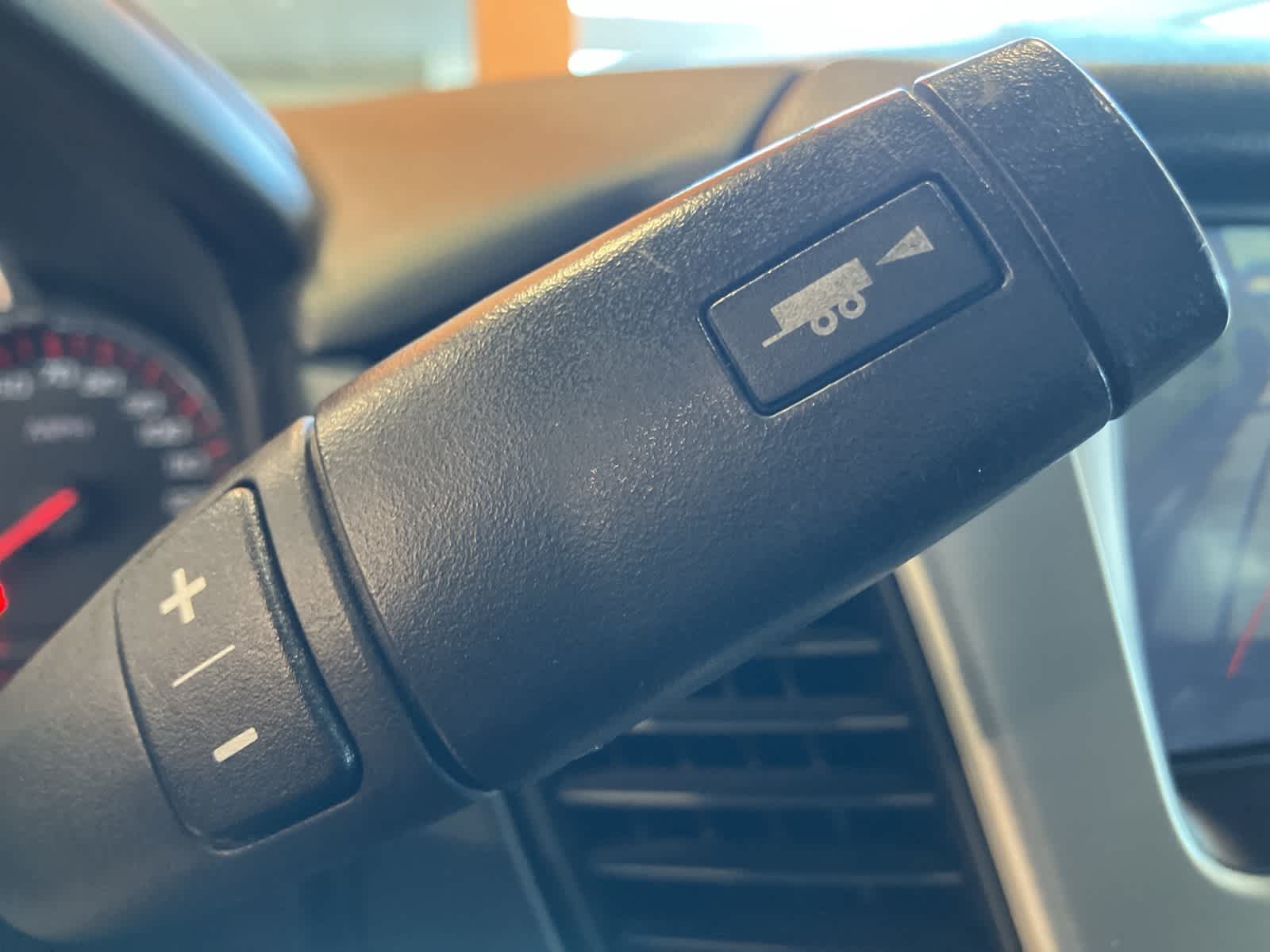 Thumbnail: 2016 GMC Yukon - 22