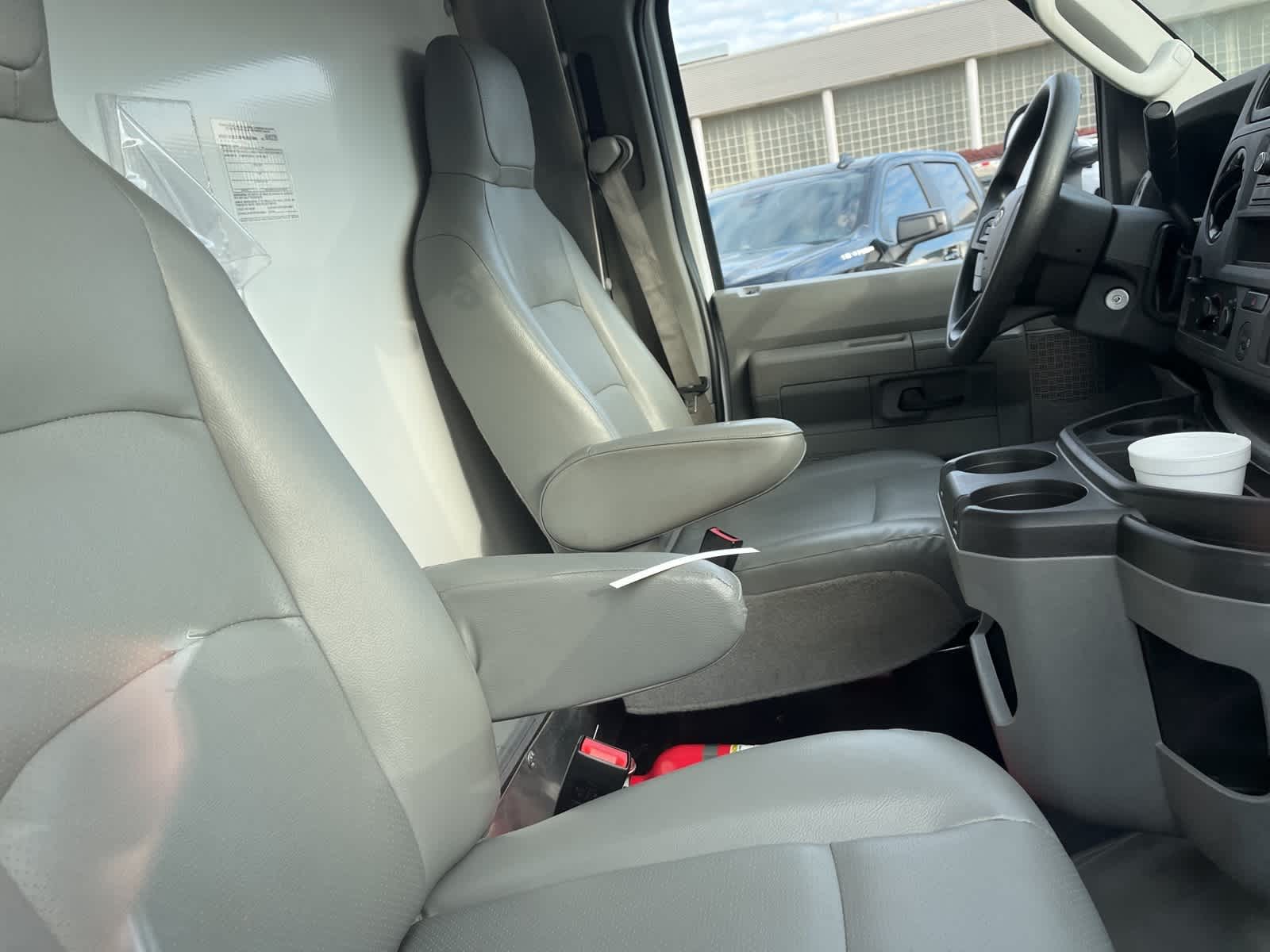 Thumbnail: 2024 Ford Econoline - 29