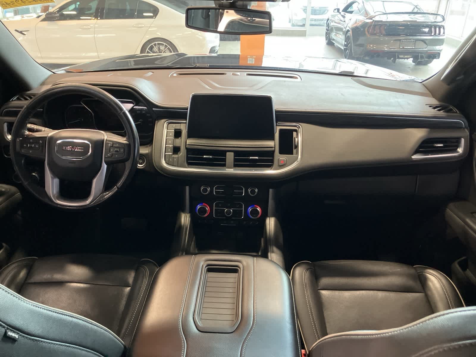 Thumbnail: 2021 GMC Yukon XL - 24