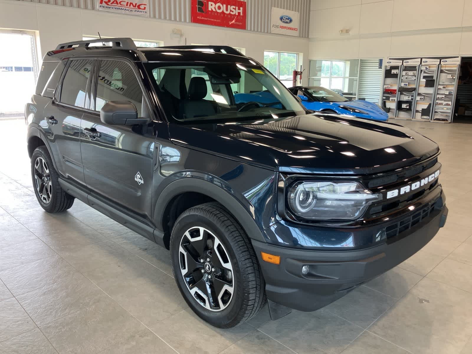 Thumbnail: 2022 Ford Bronco Sport - 3
