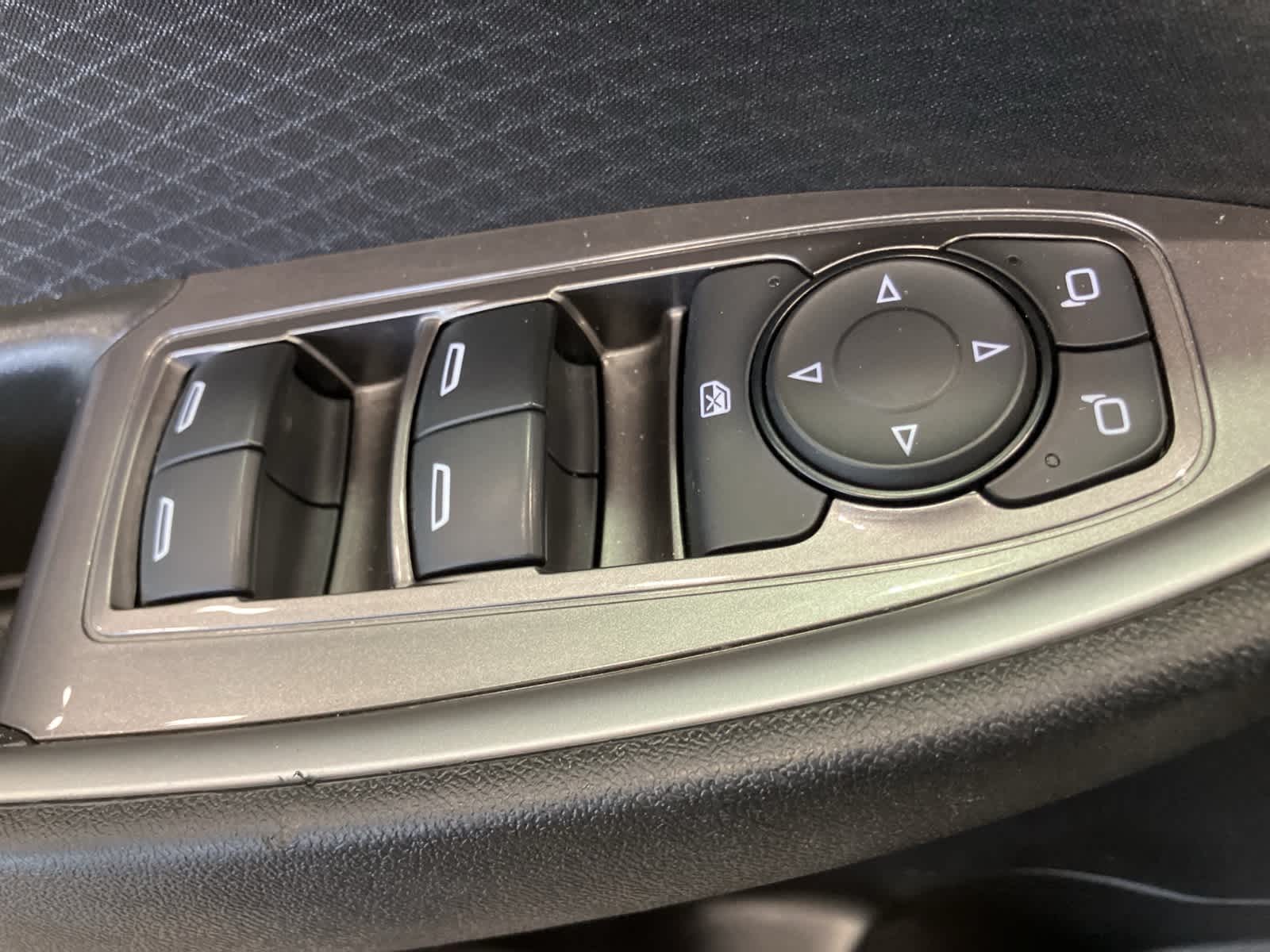 Thumbnail: 2023 Chevrolet Malibu - 12