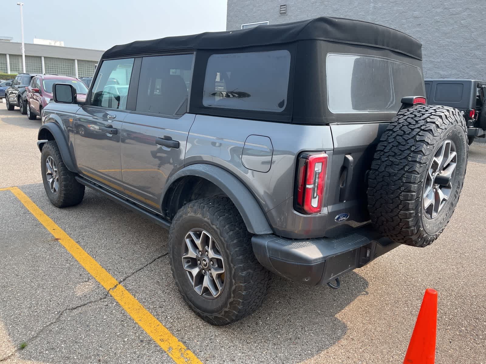 Thumbnail: 2022 Ford Bronco - 9