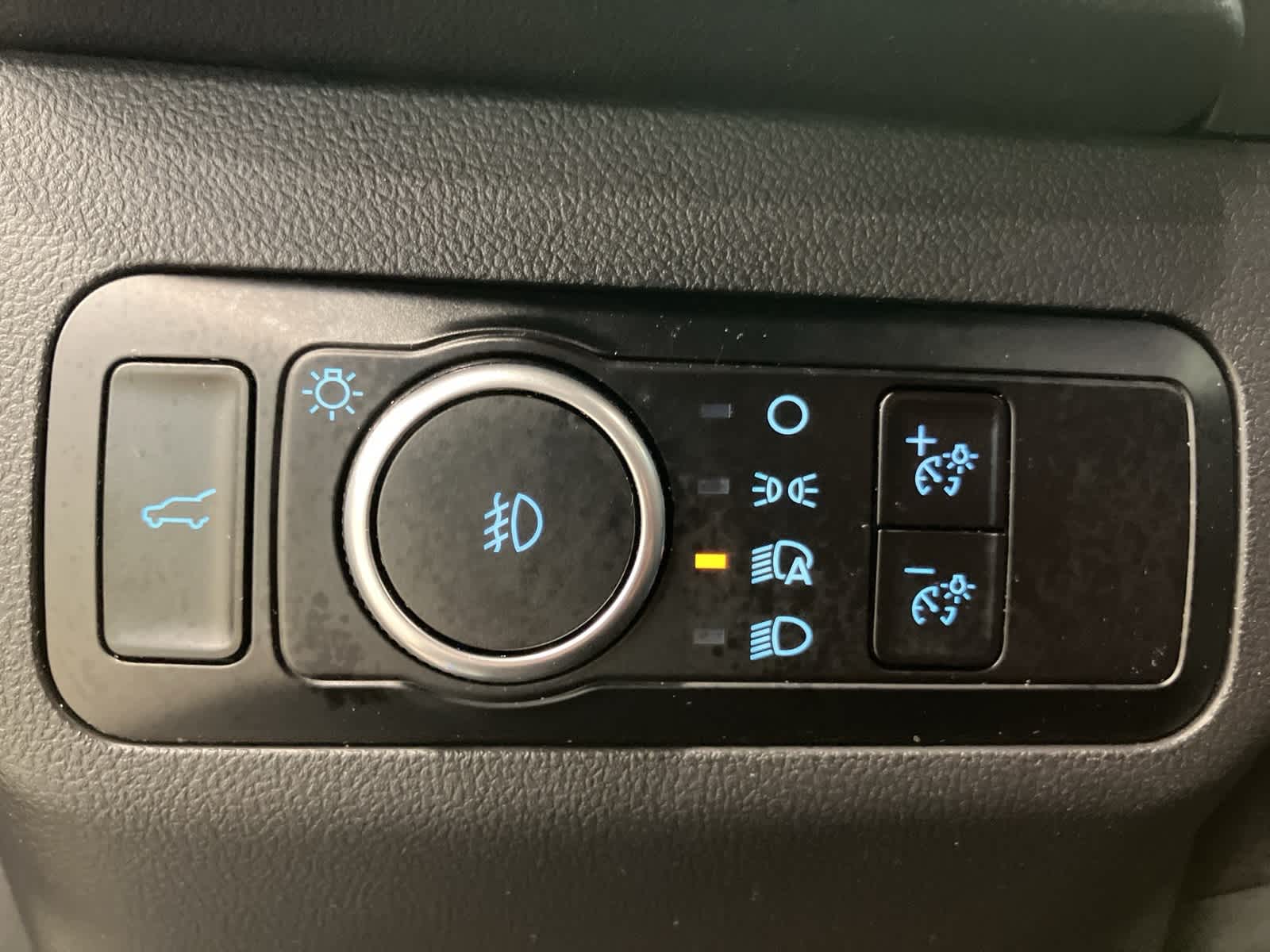 Thumbnail: 2023 Ford Escape - 14