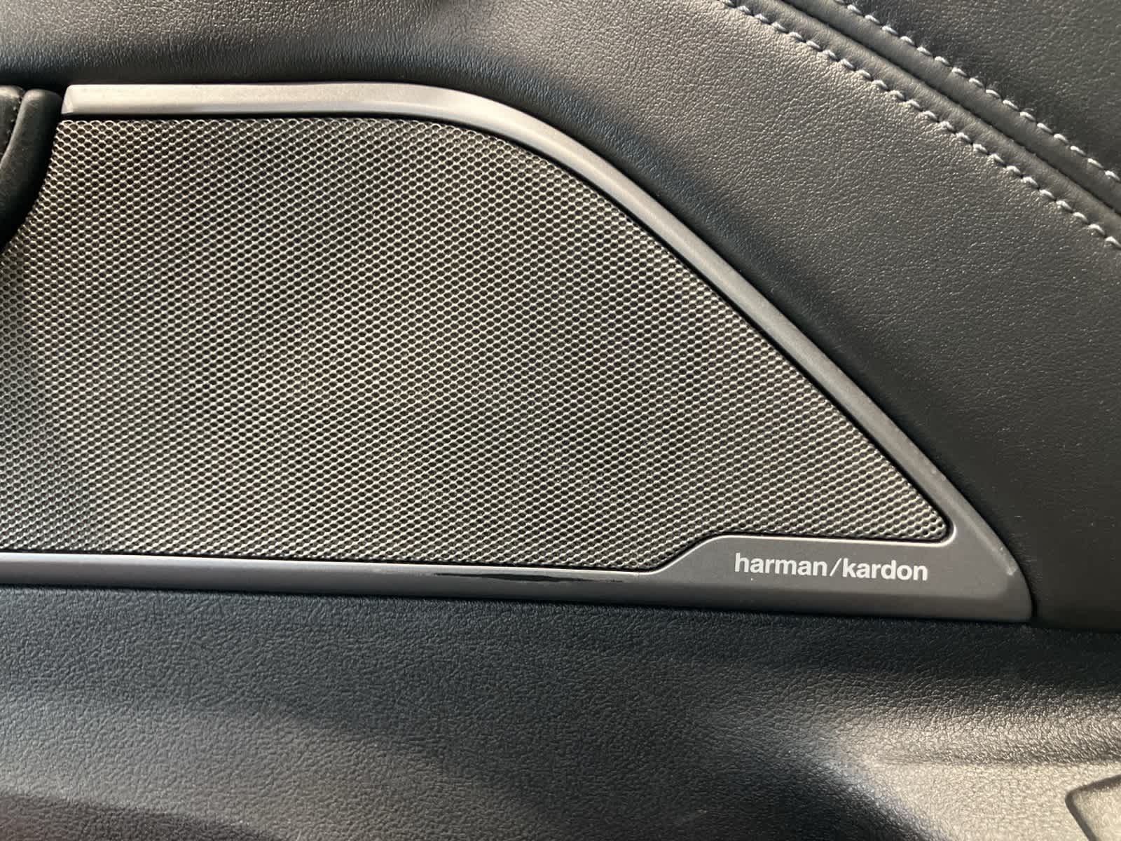 Thumbnail: 2019 BMW M5 - 13