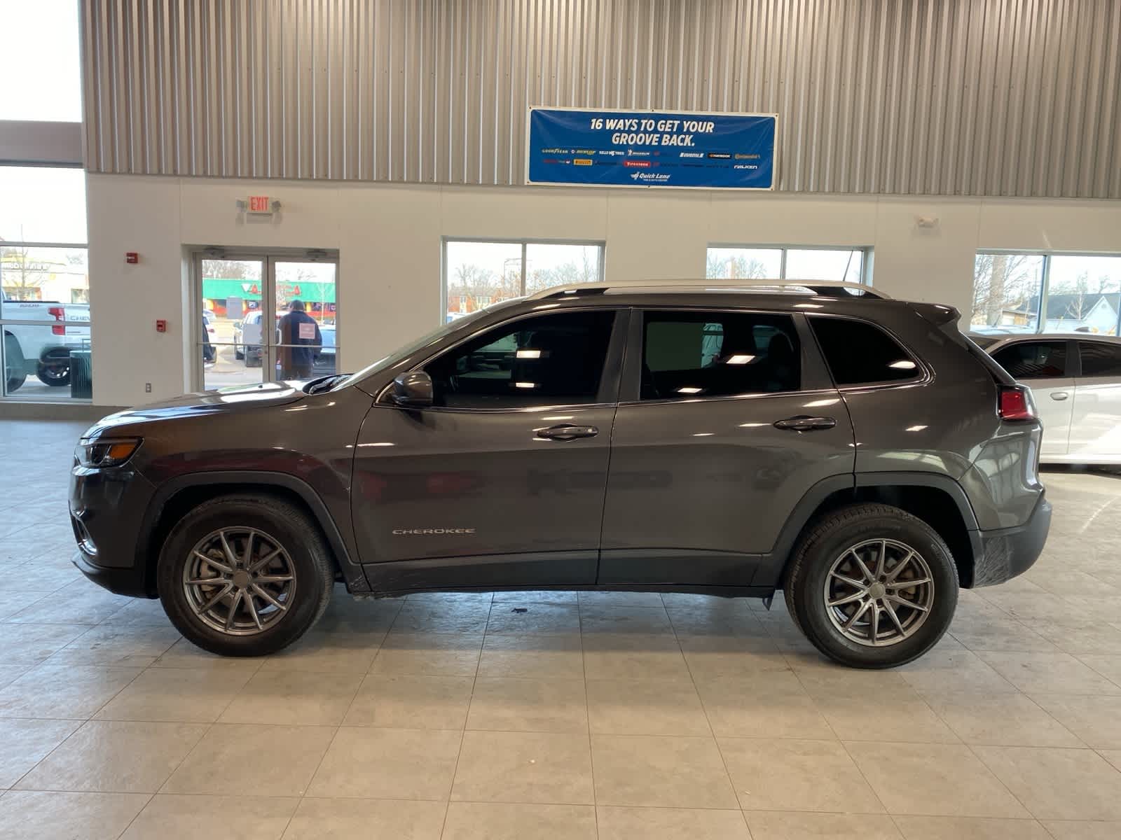 Thumbnail: 2021 Jeep Cherokee - 2