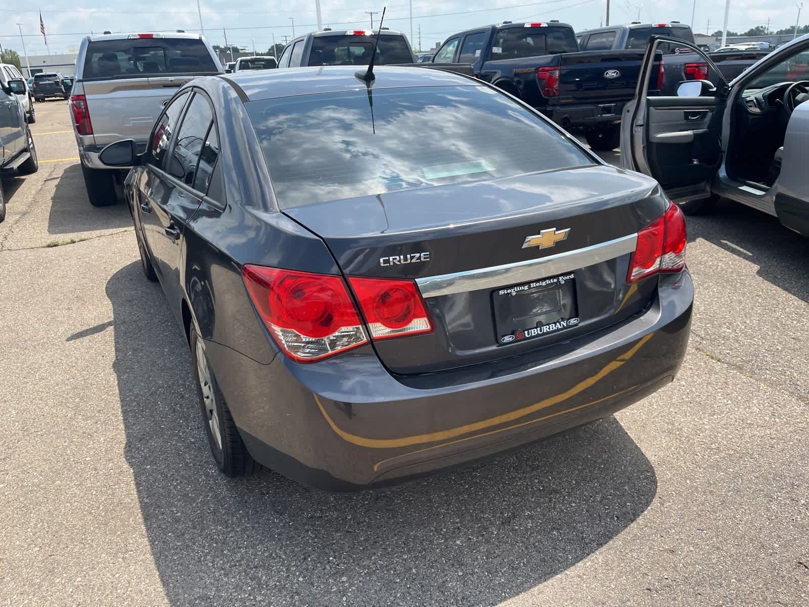 Thumbnail: 2014 Chevrolet Cruze - 10