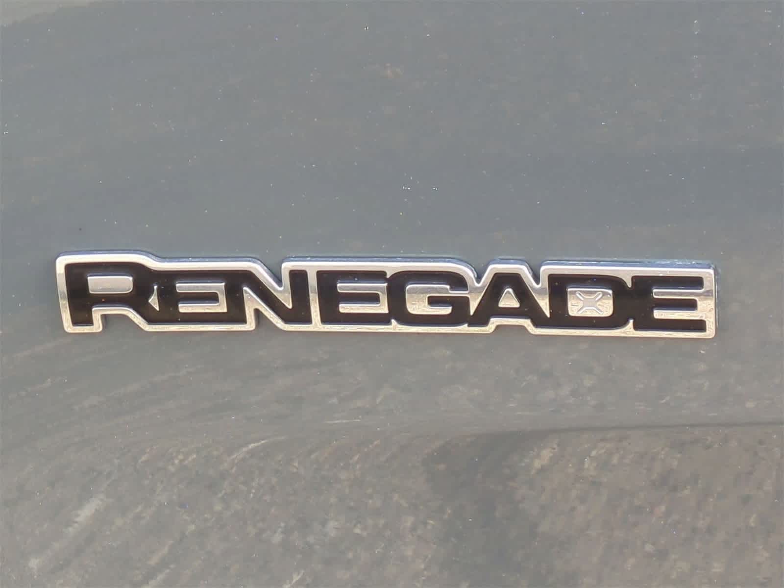 Thumbnail: 2019 Jeep Renegade - 13