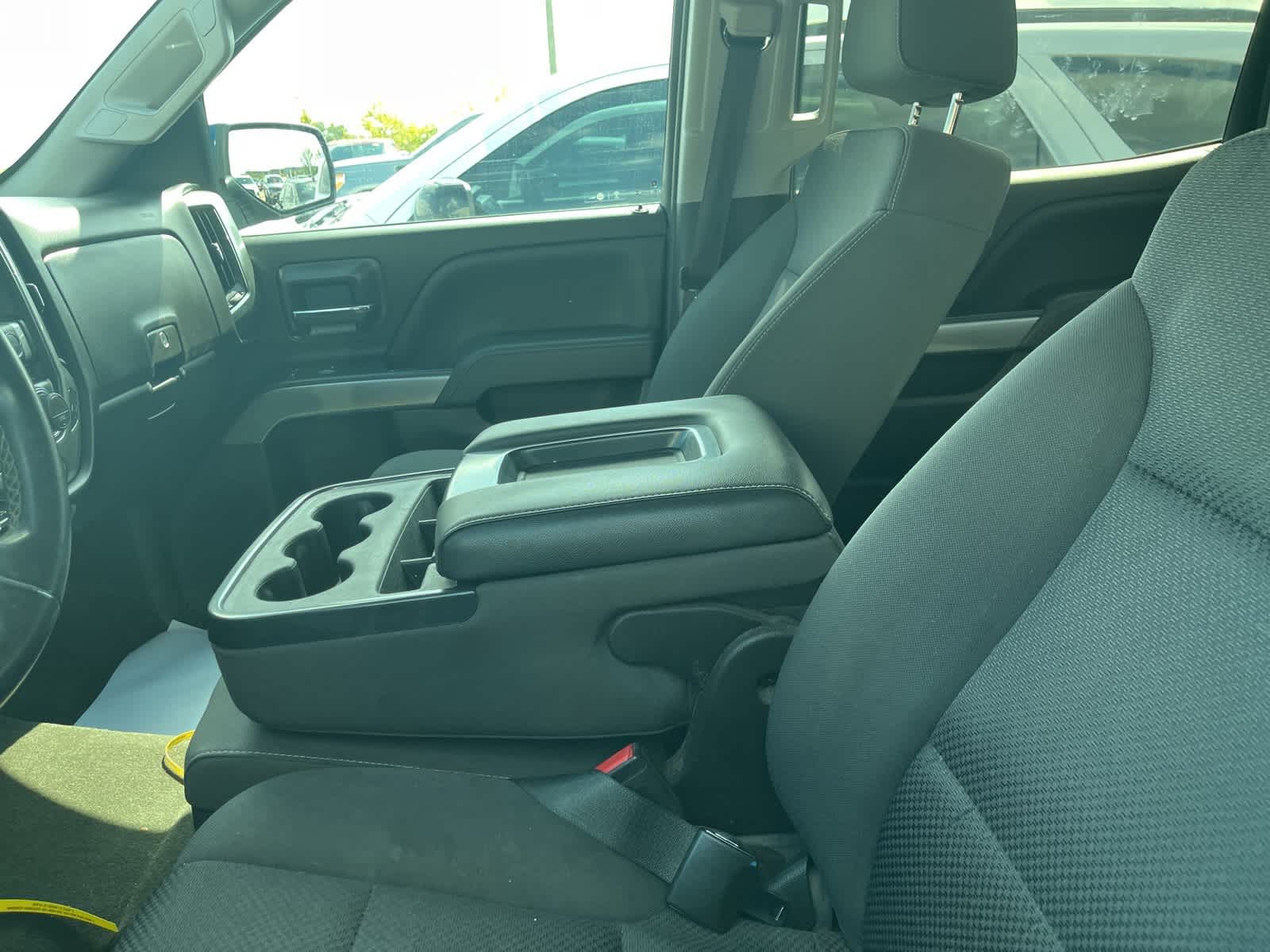 Thumbnail: 2018 Chevrolet Silverado 1500 - 23