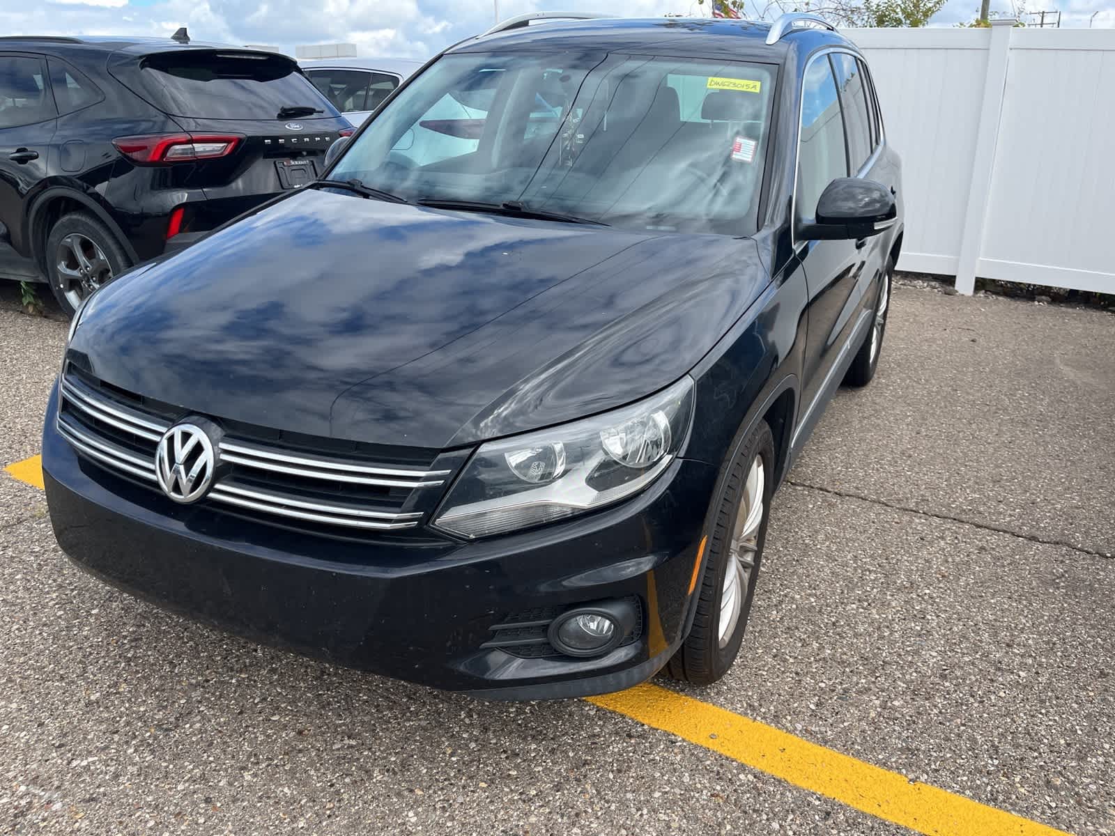 Thumbnail: 2013 Volkswagen Tiguan - 2
