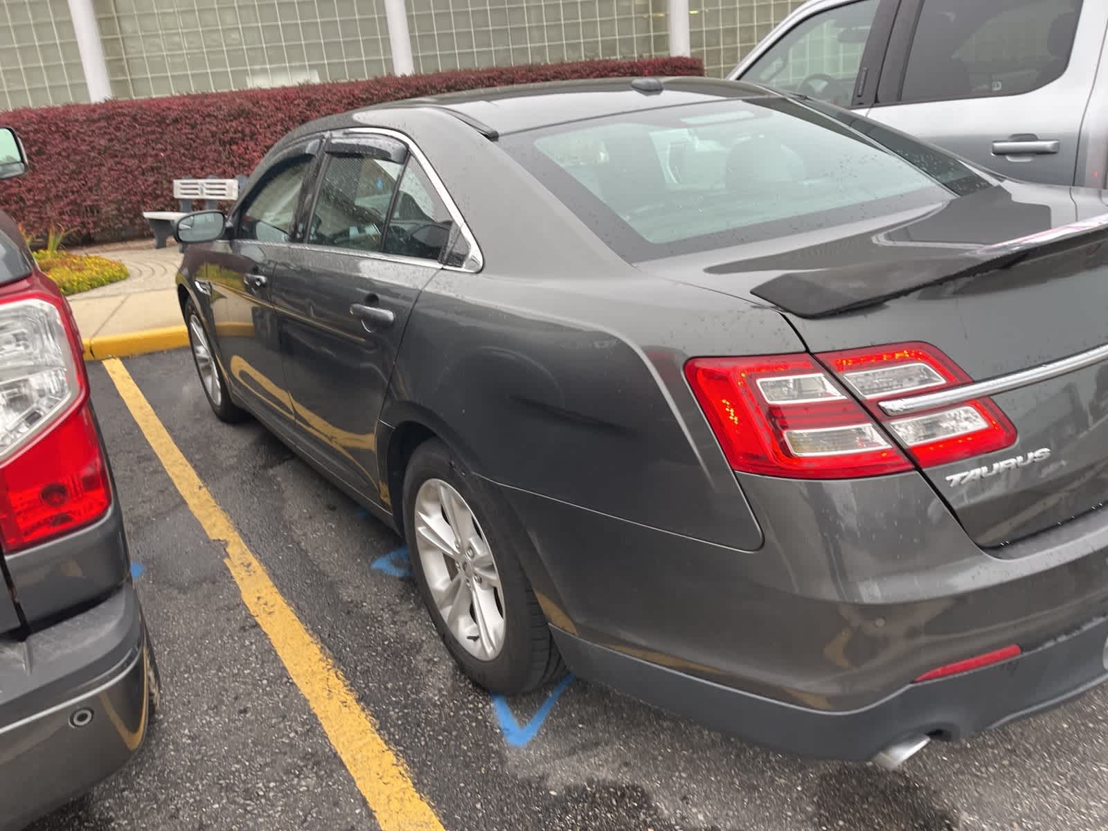 Thumbnail: 2017 Ford Taurus - 8