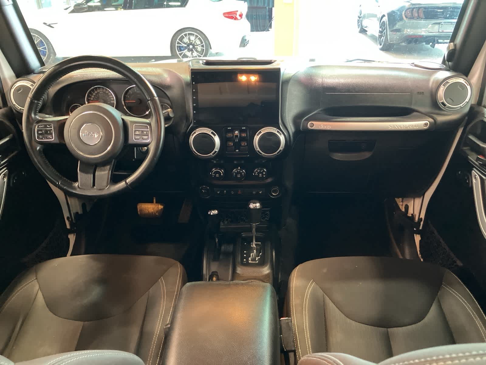 Thumbnail: 2016 Jeep Wrangler - 19