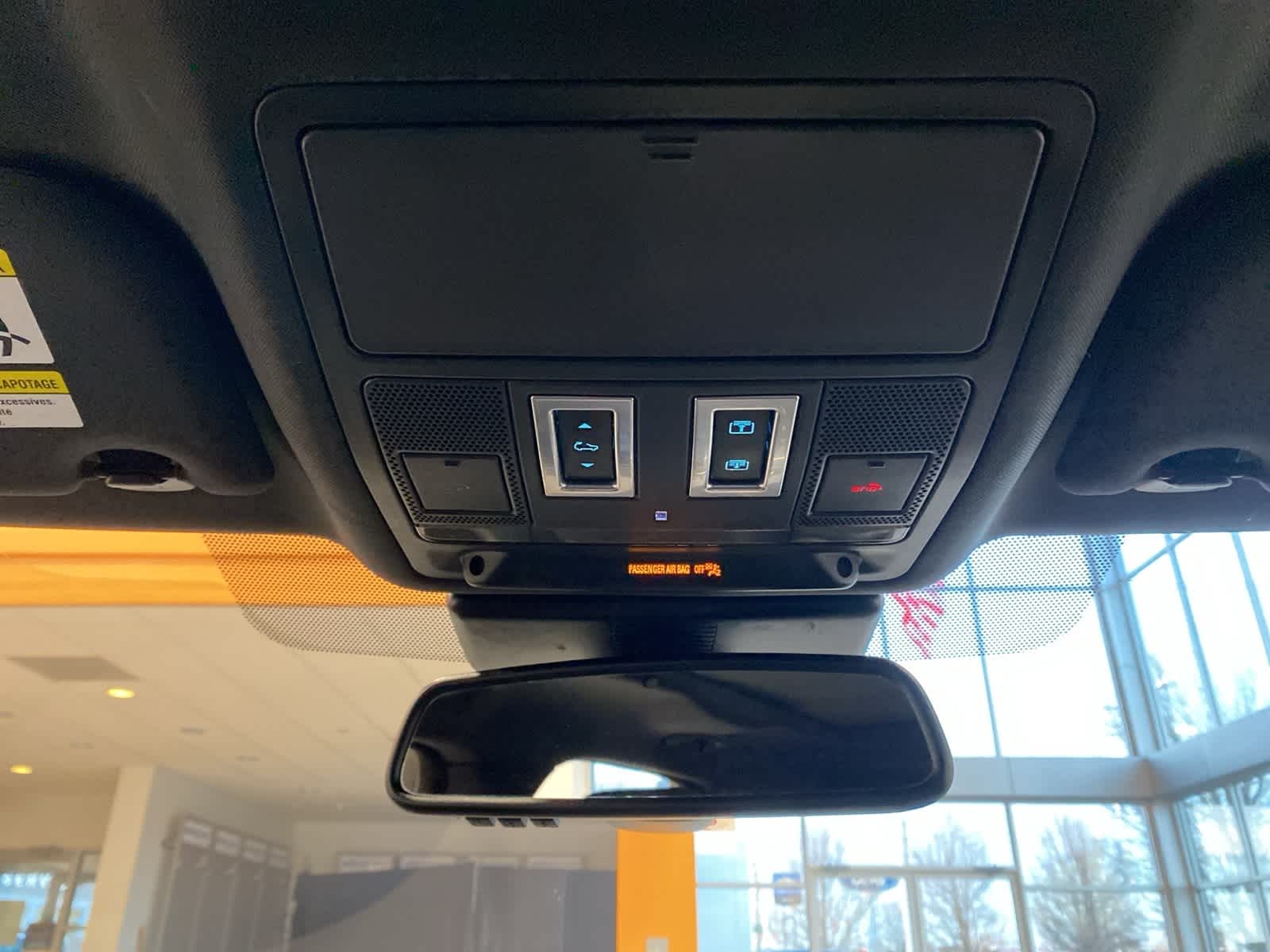 Thumbnail: 2017 Jaguar F-Pace - 13