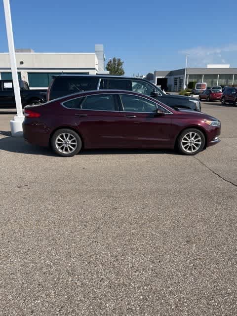 Thumbnail: 2017 Ford Fusion - 5