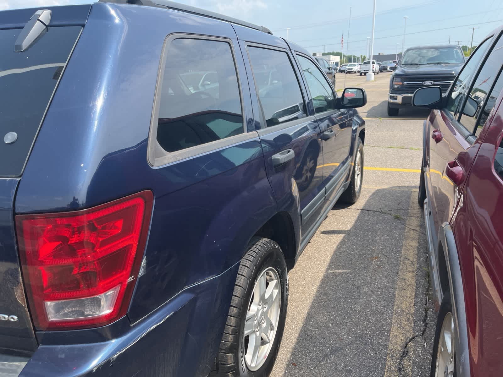 Thumbnail: 2005 Jeep Grand Cherokee - 13
