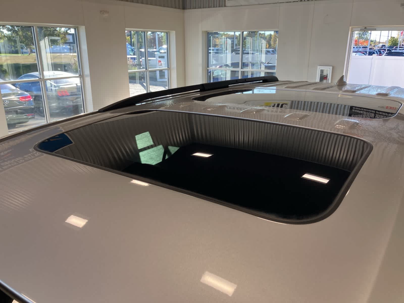 Thumbnail: 2018 Chevrolet Traverse - 10